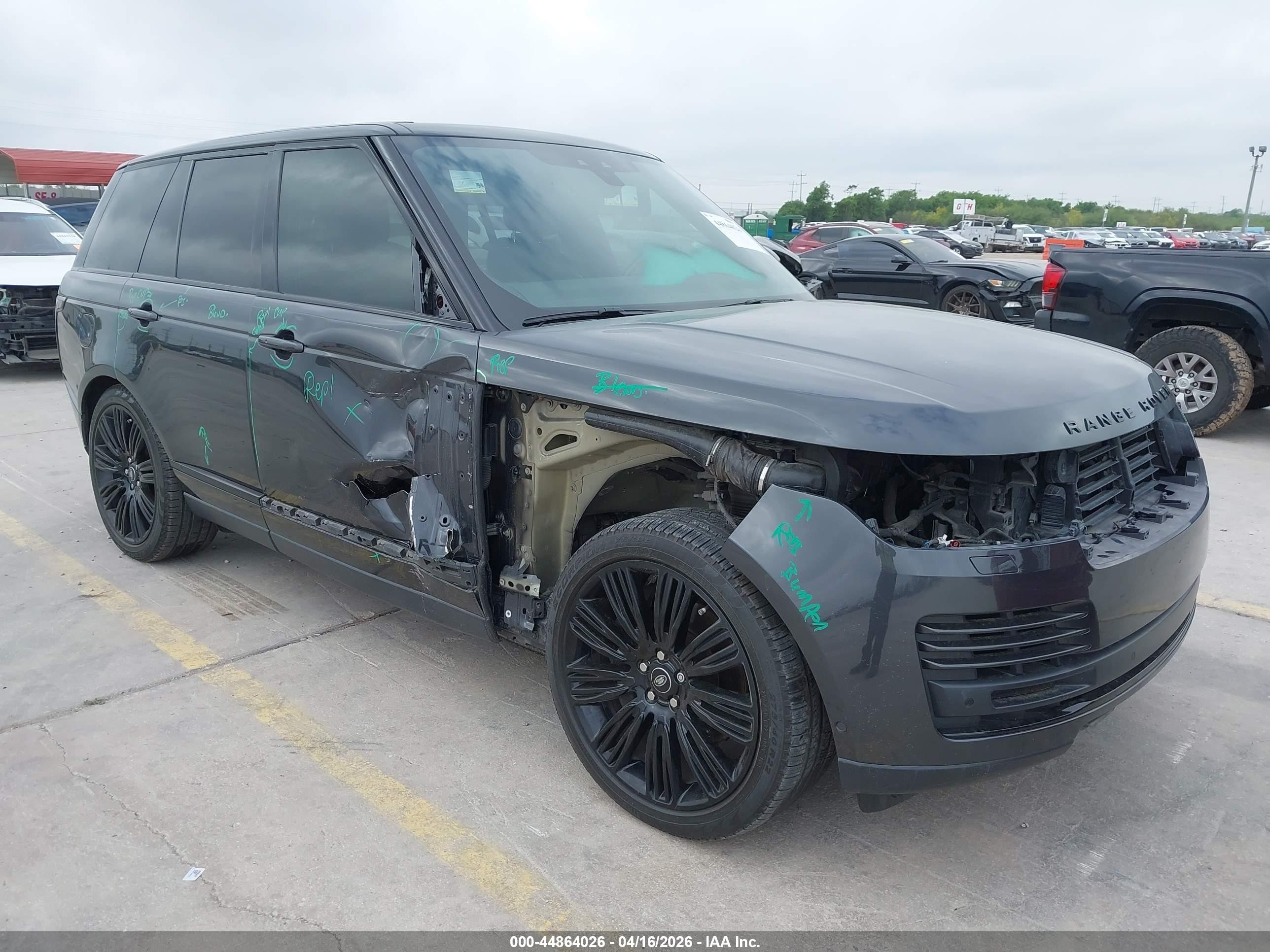 2022 Land Rover Range Rover Westminster, VIN SALGS2SE1NA457407 — Front end