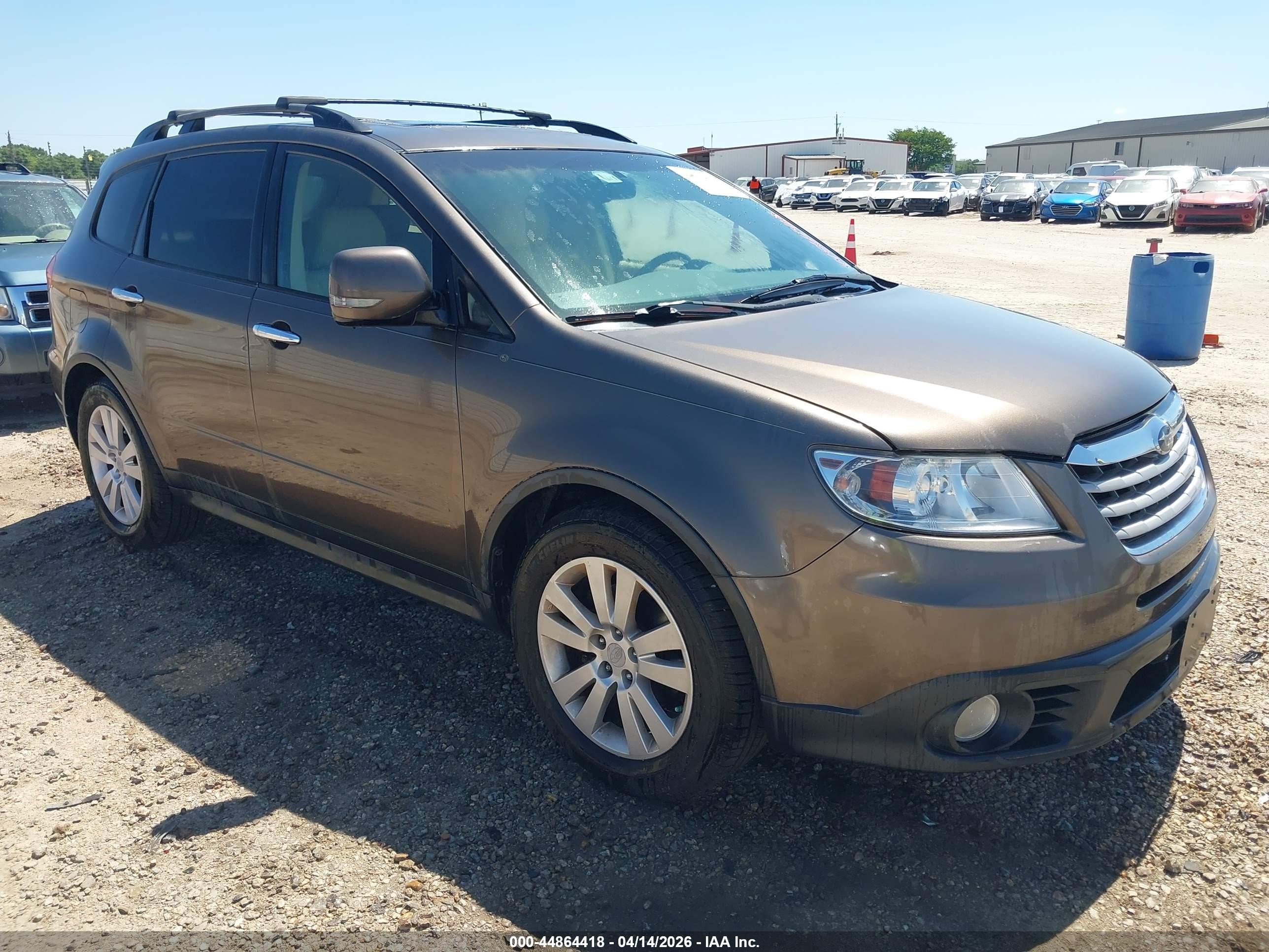 2008 Subaru Tribeca Limited, VIN 4S4WX92D684403961 — Front end