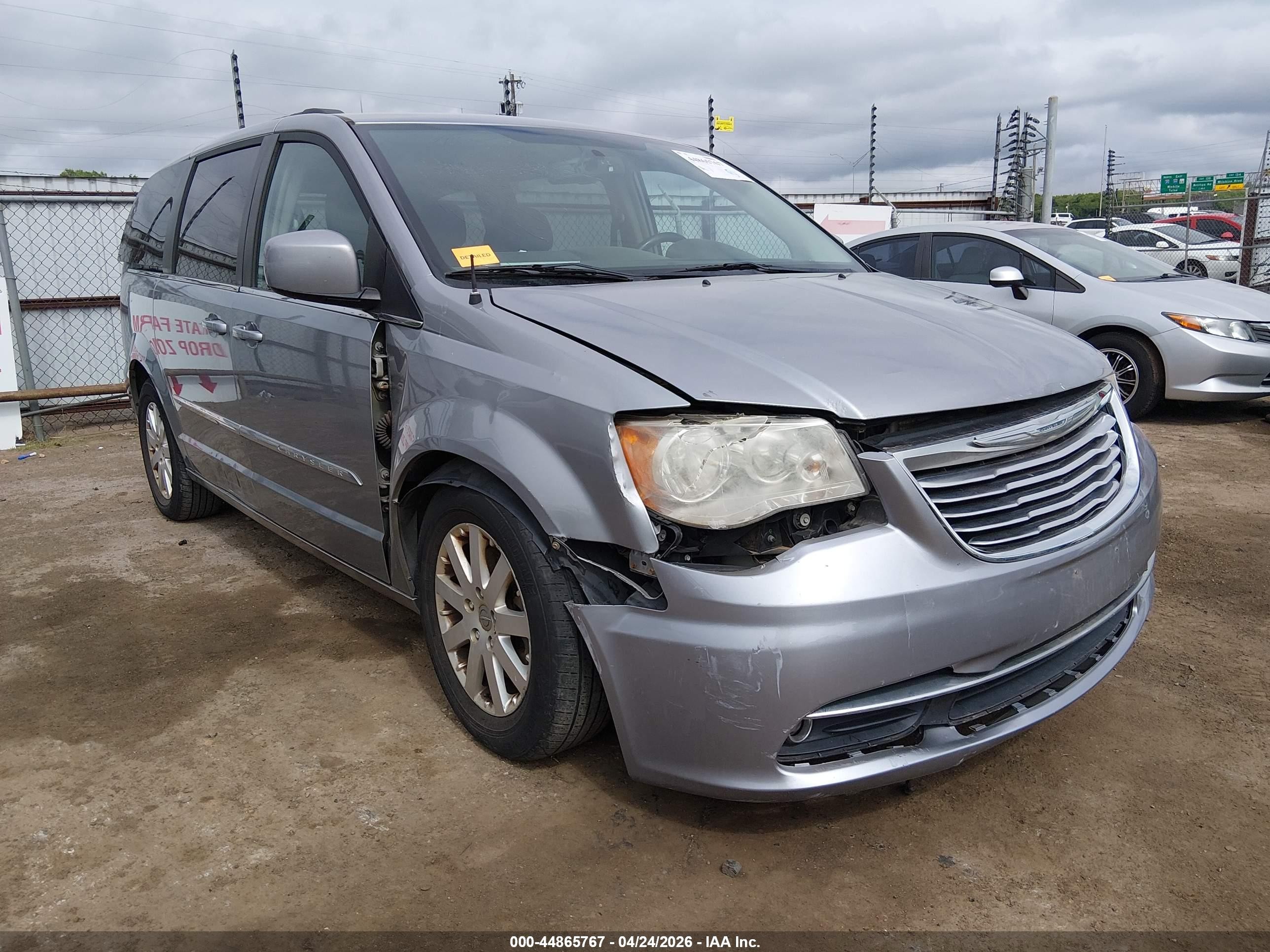 2013 Chrysler Town & Country Touring, VIN 2C4RC1BG7DR691036 — Опрокидывание