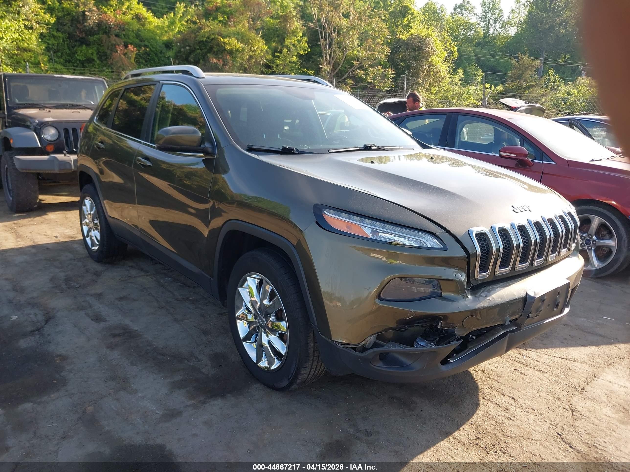 2015 Jeep Cherokee Limited, VIN 1C4PJMDS5FW623456 — Перед