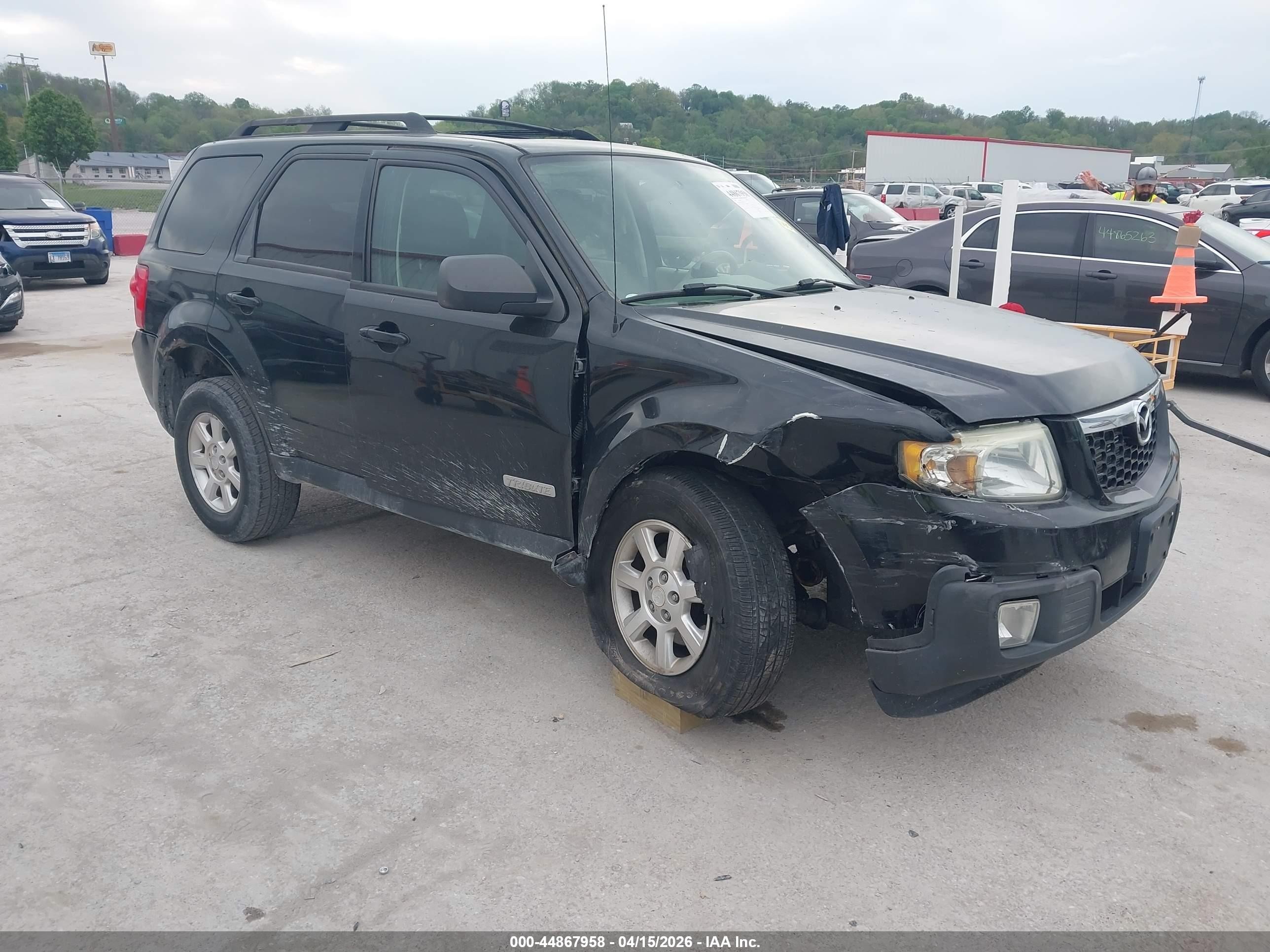 2008 Mazda Tribute Grand Touring, VIN 4F2CZ02Z88KM22998 — Front end