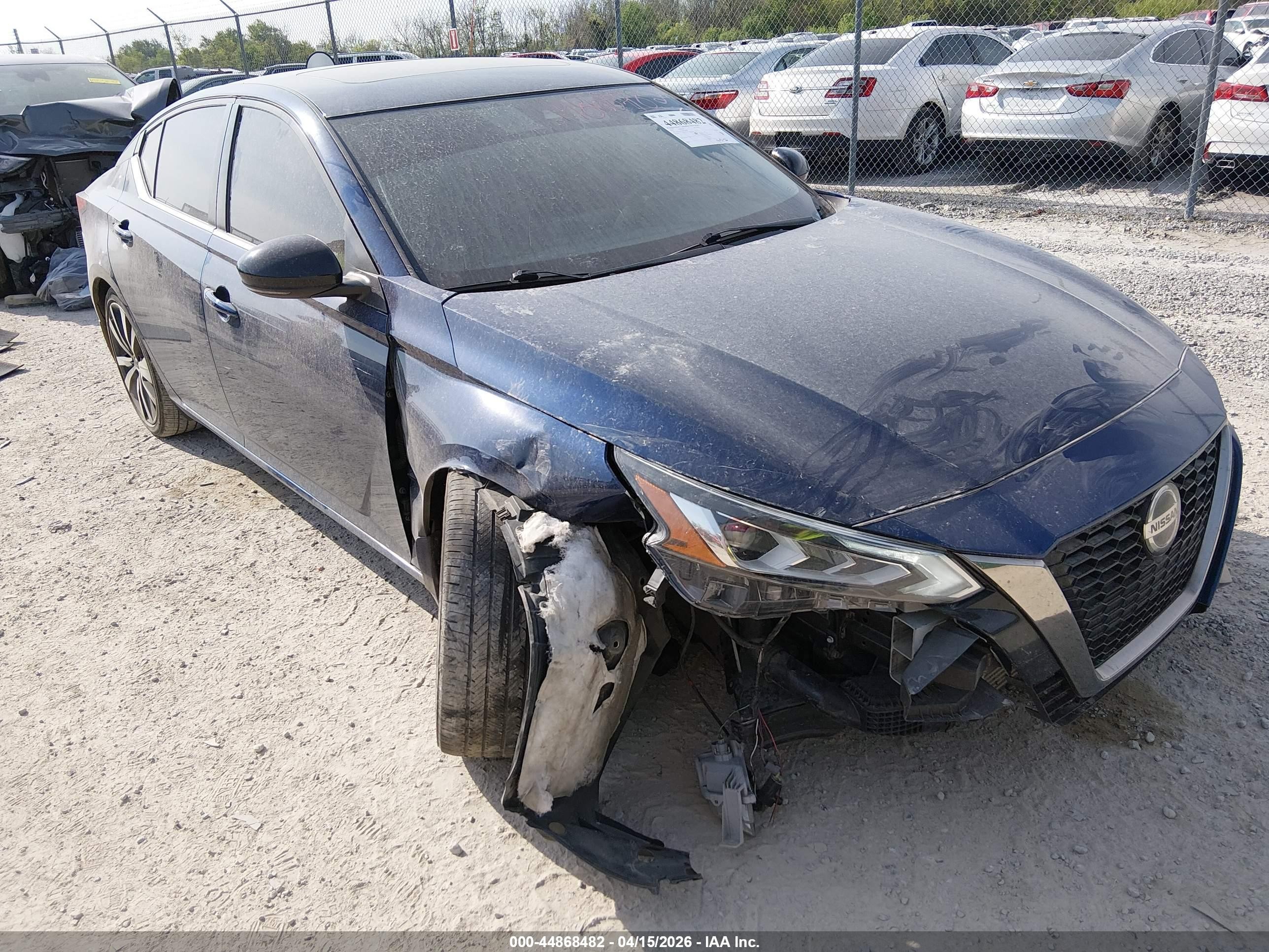 2022 Nissan Altima SR, VIN 1N4AL4CV5NN338245 — Front end