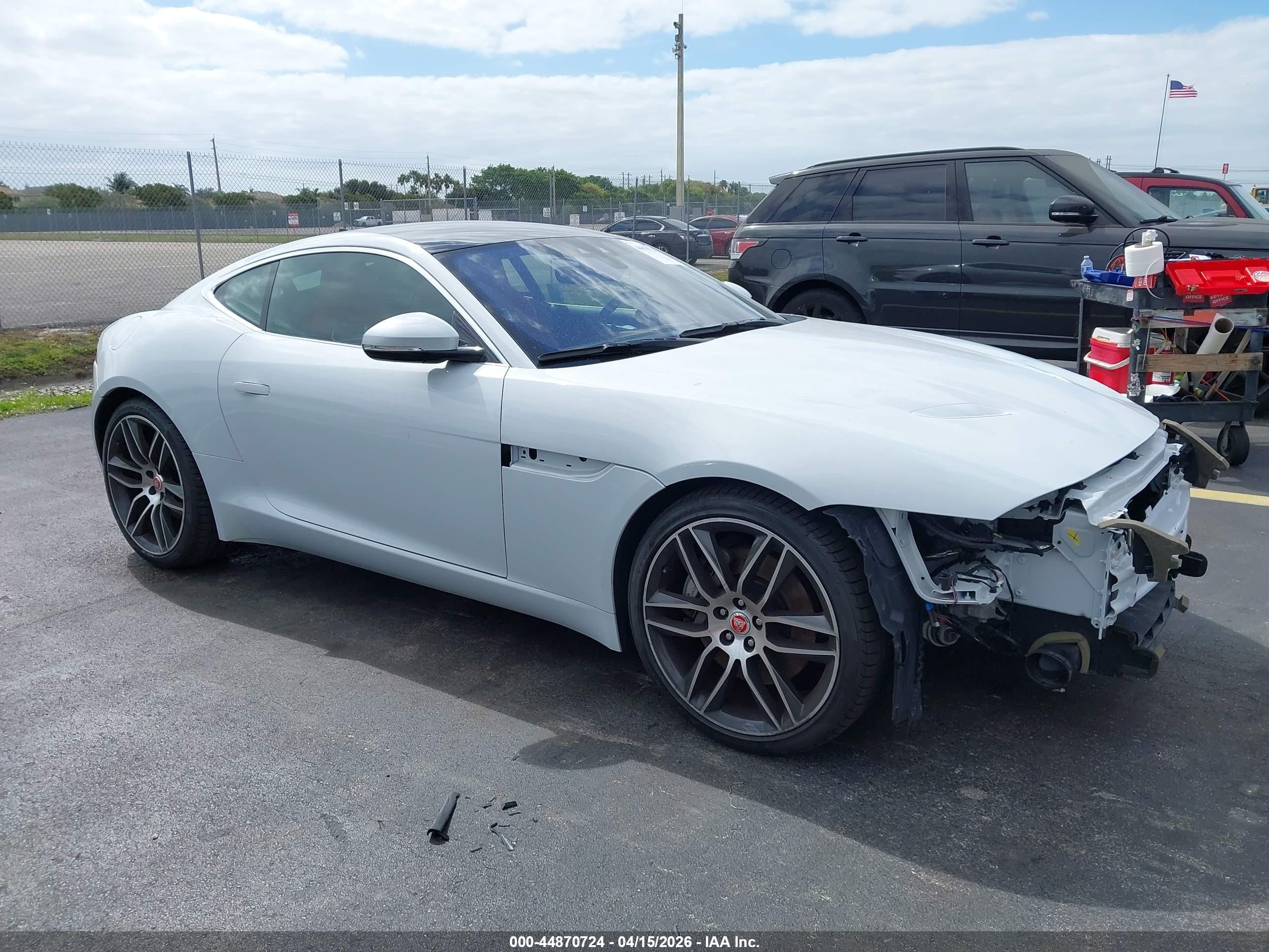 2021 Jaguar F-Type P300, VIN SAJDD1GX2MCK73896 — Front end