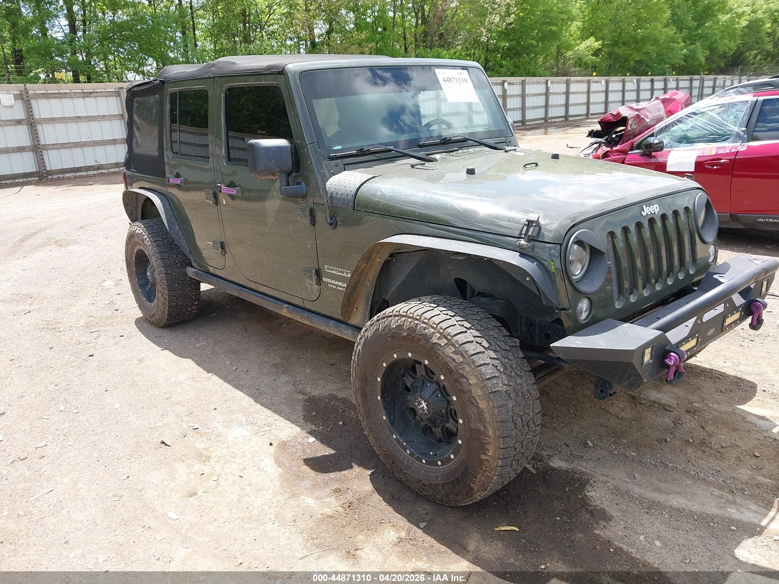 2015 Jeep Wrangler Unlimited Sport, VIN 1C4BJWDGXFL610219 — Frame damage