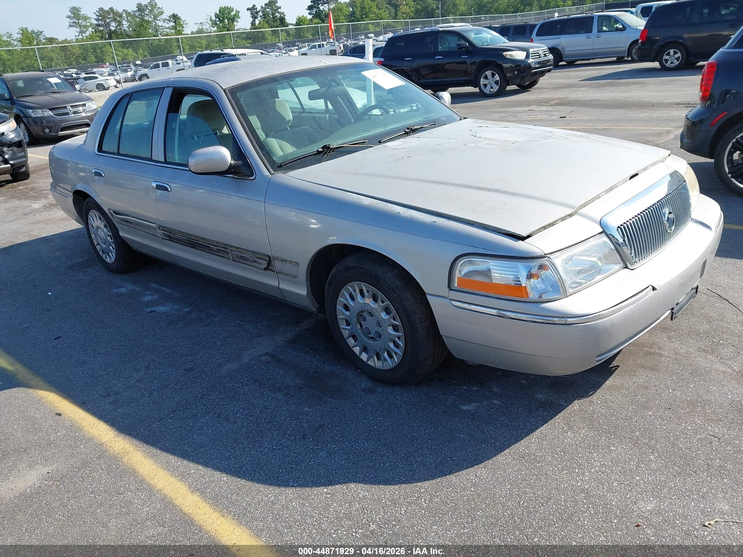 2003 Mercury Grand Marquis GS Convenience, VIN 2MEFM74WX3X683853 — Mechanical