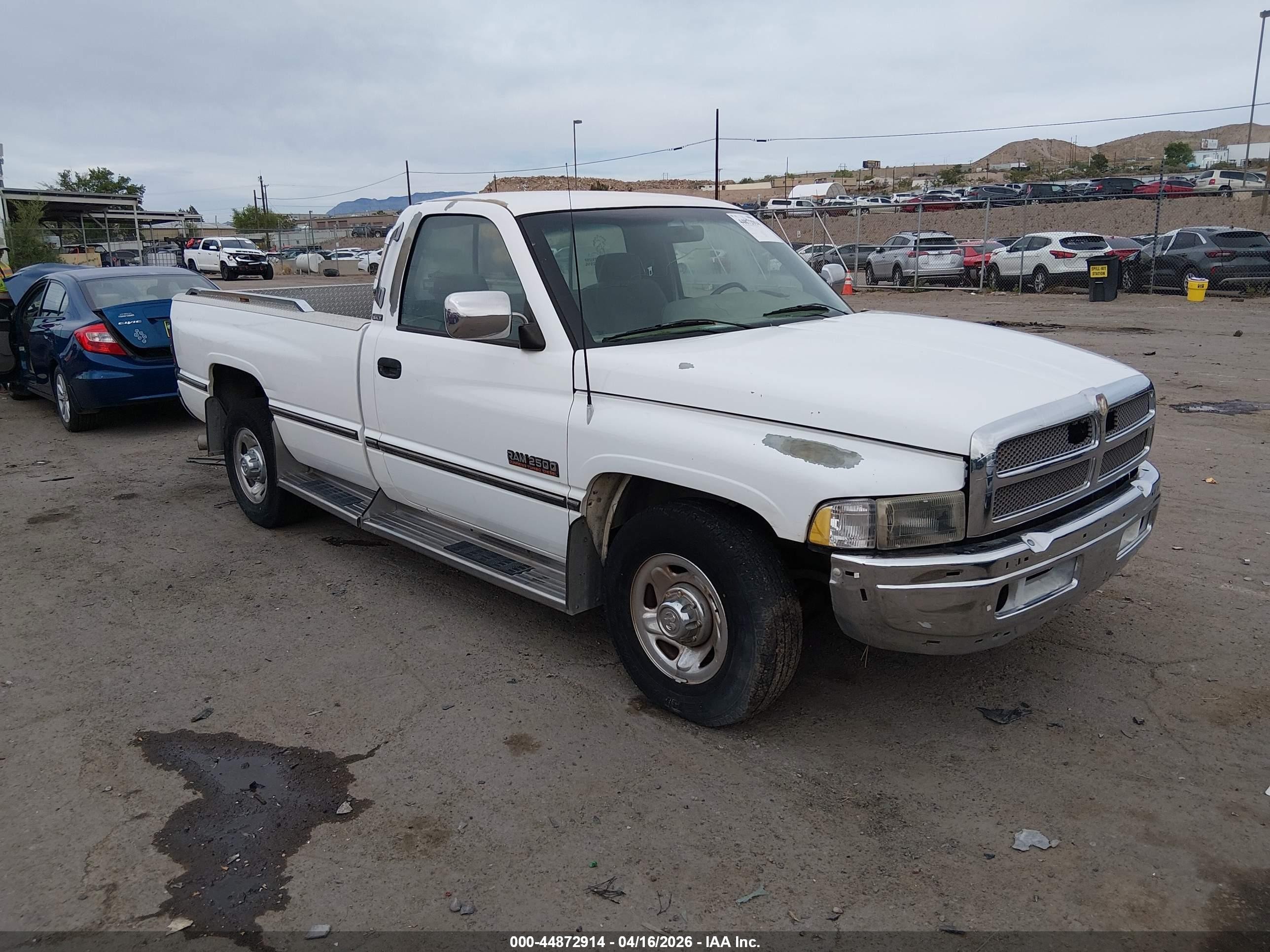 1994 Dodge RAM, VIN 1B7KC26C2RS648938 — Normal wear