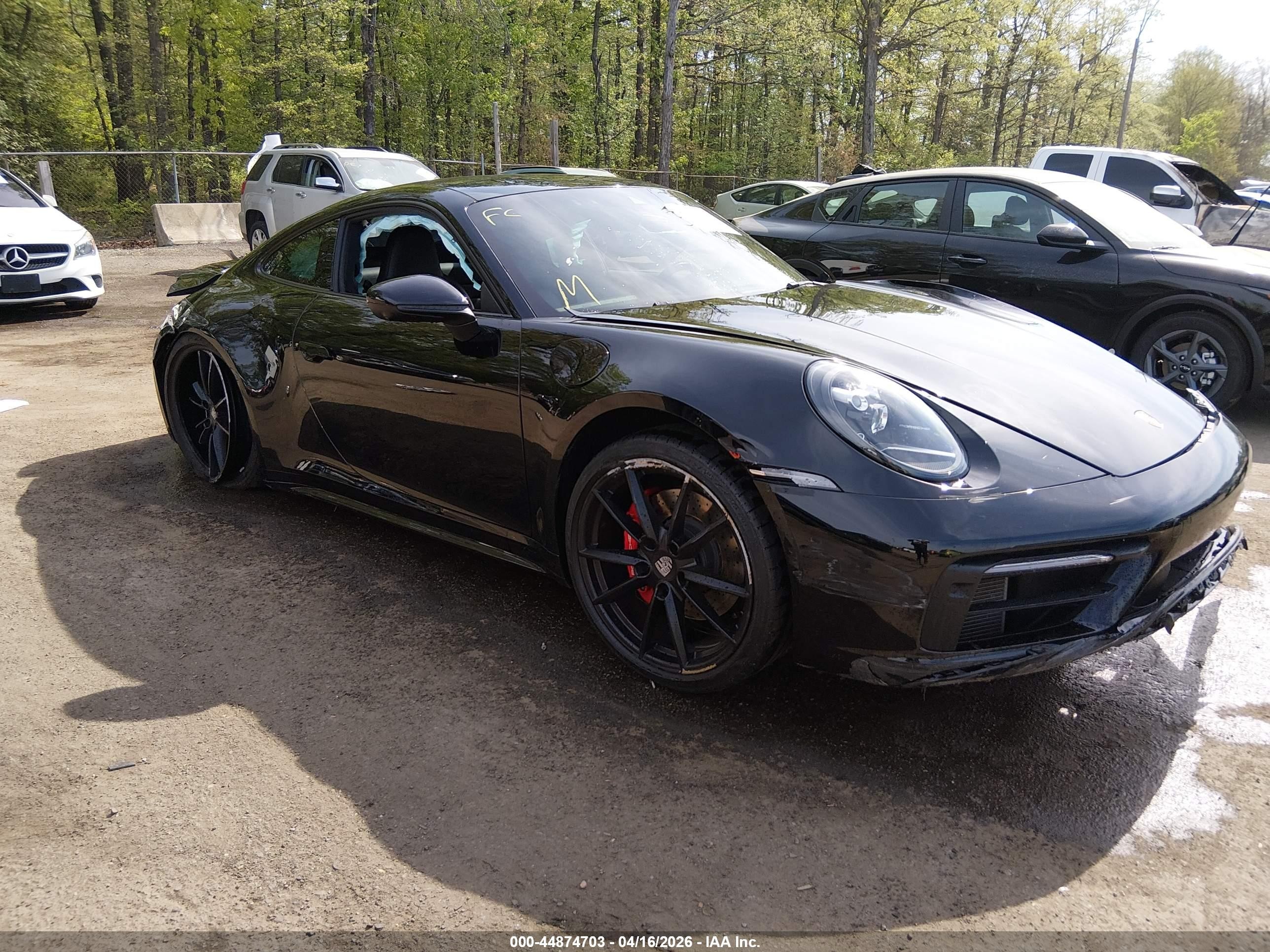 2020 Porsche 911 Carrera S, VIN WP0AB2A93LS228896 — Side