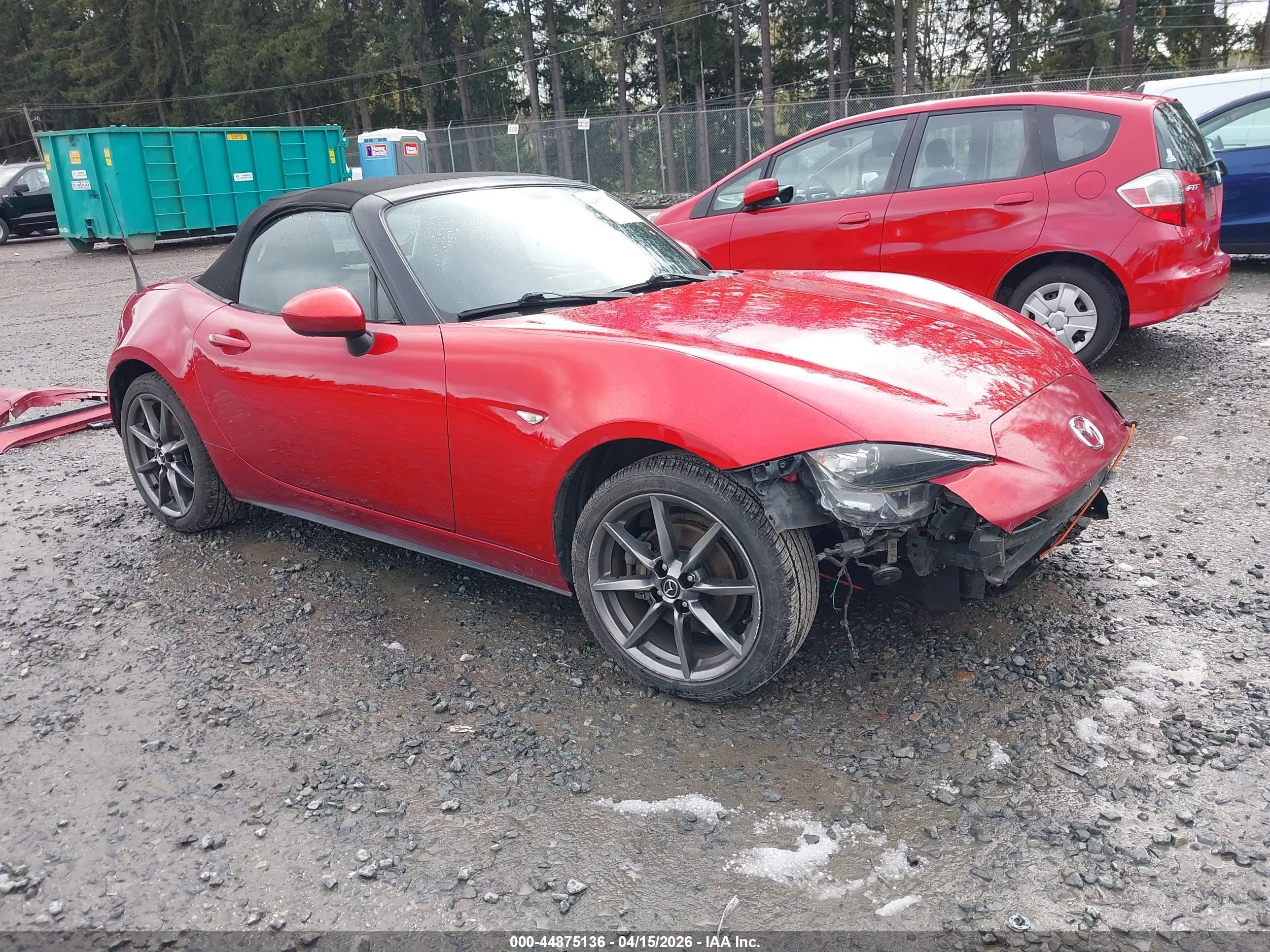 2016 Mazda MX-5 Miata Grand Touring, VIN JM1NDAD74G0111359 — Front end