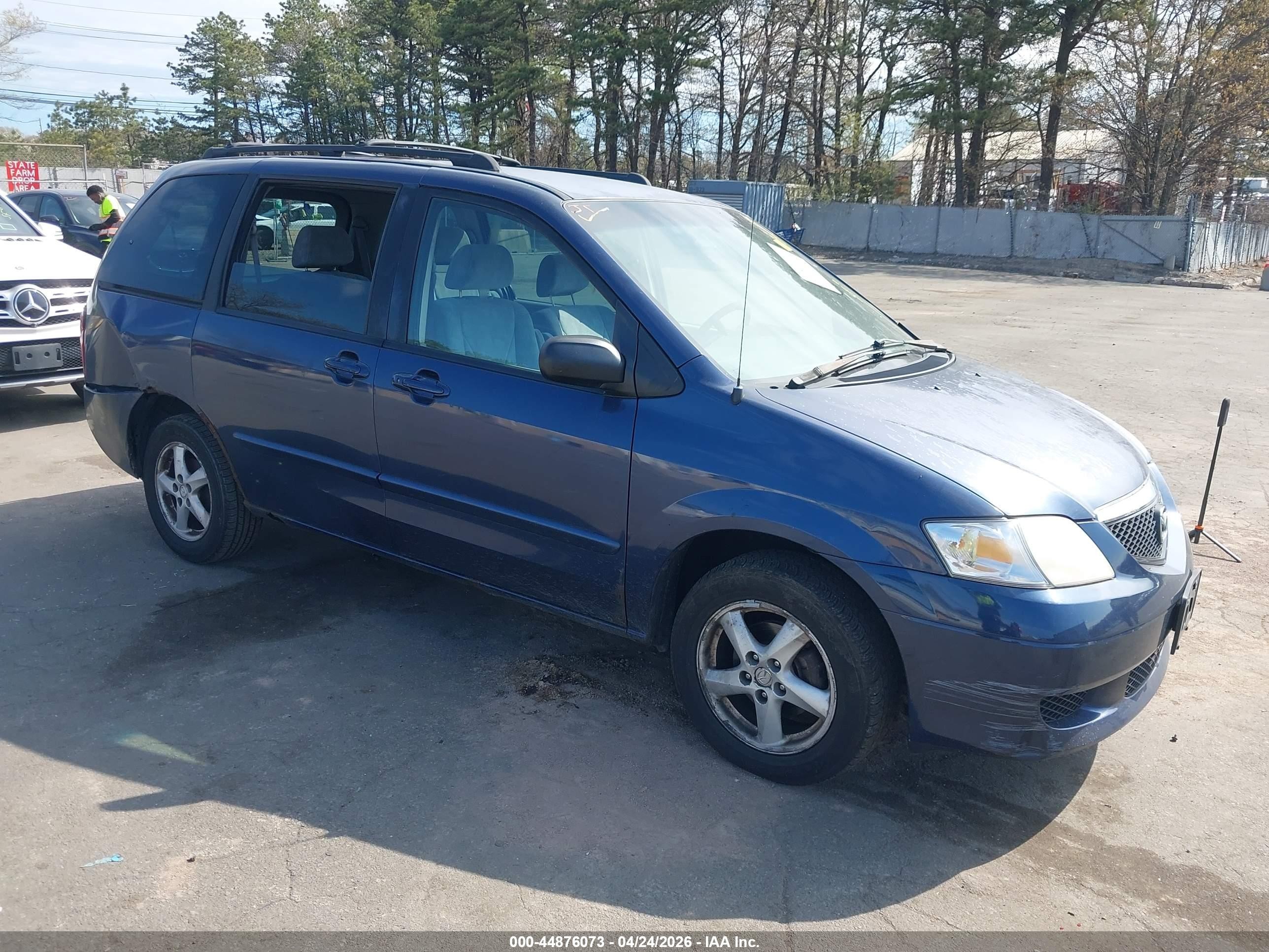 2003 Mazda MPV LX, VIN JM3LW28J930336388 — Side