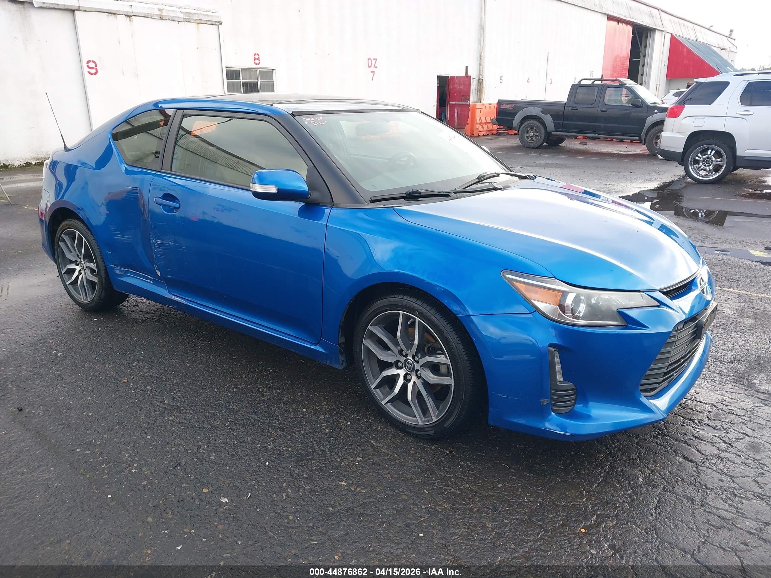 2014 Scion tC, VIN JTKJF5C79E3081376 — Side