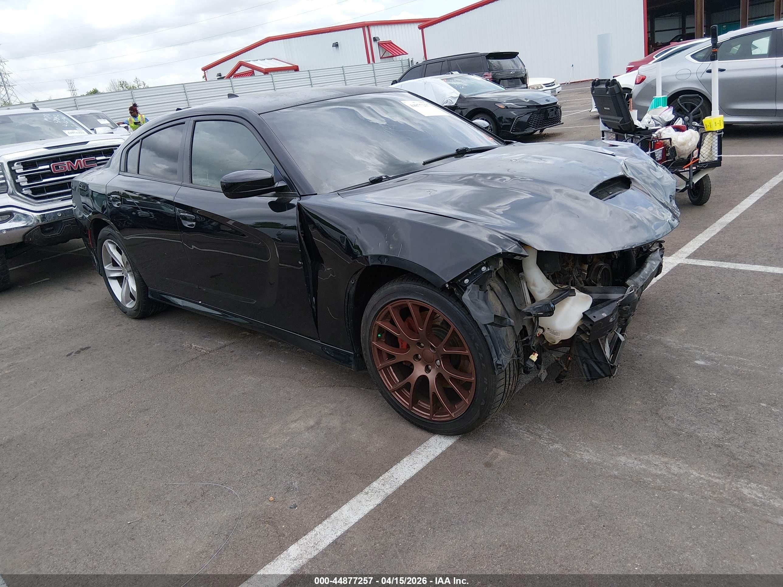 2017 Dodge Charger R/T, VIN 2C3CDXCT7HH583890 — Перед