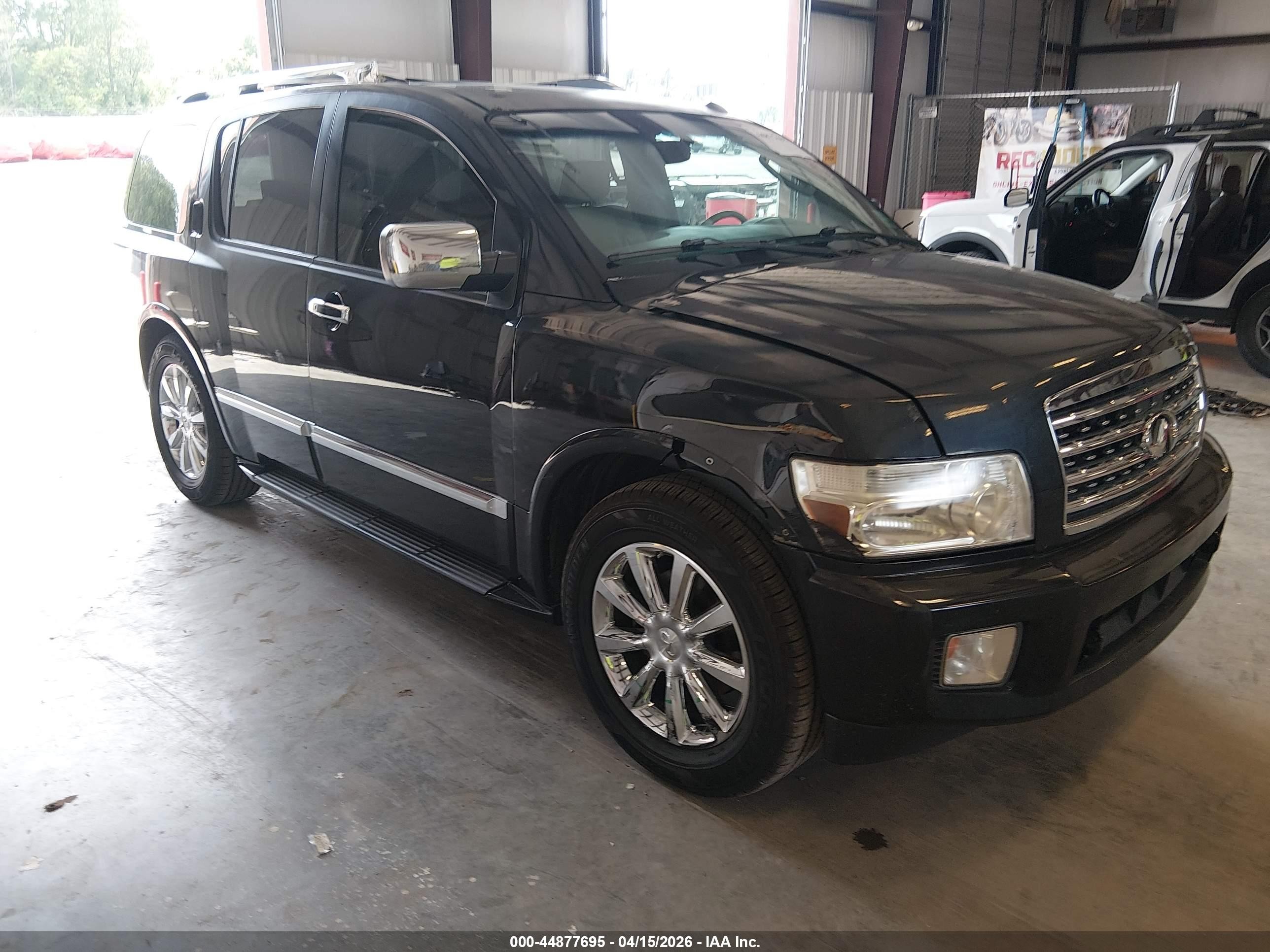 2010 Infiniti QX56, VIN 5N3ZA0NF5AN907898 — Side