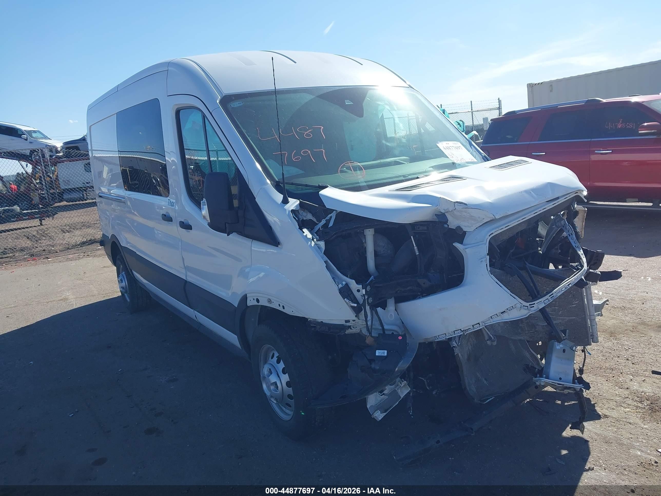 2024 Ford Transit, VIN 1FDBW2CG8RKA64473 — Front end