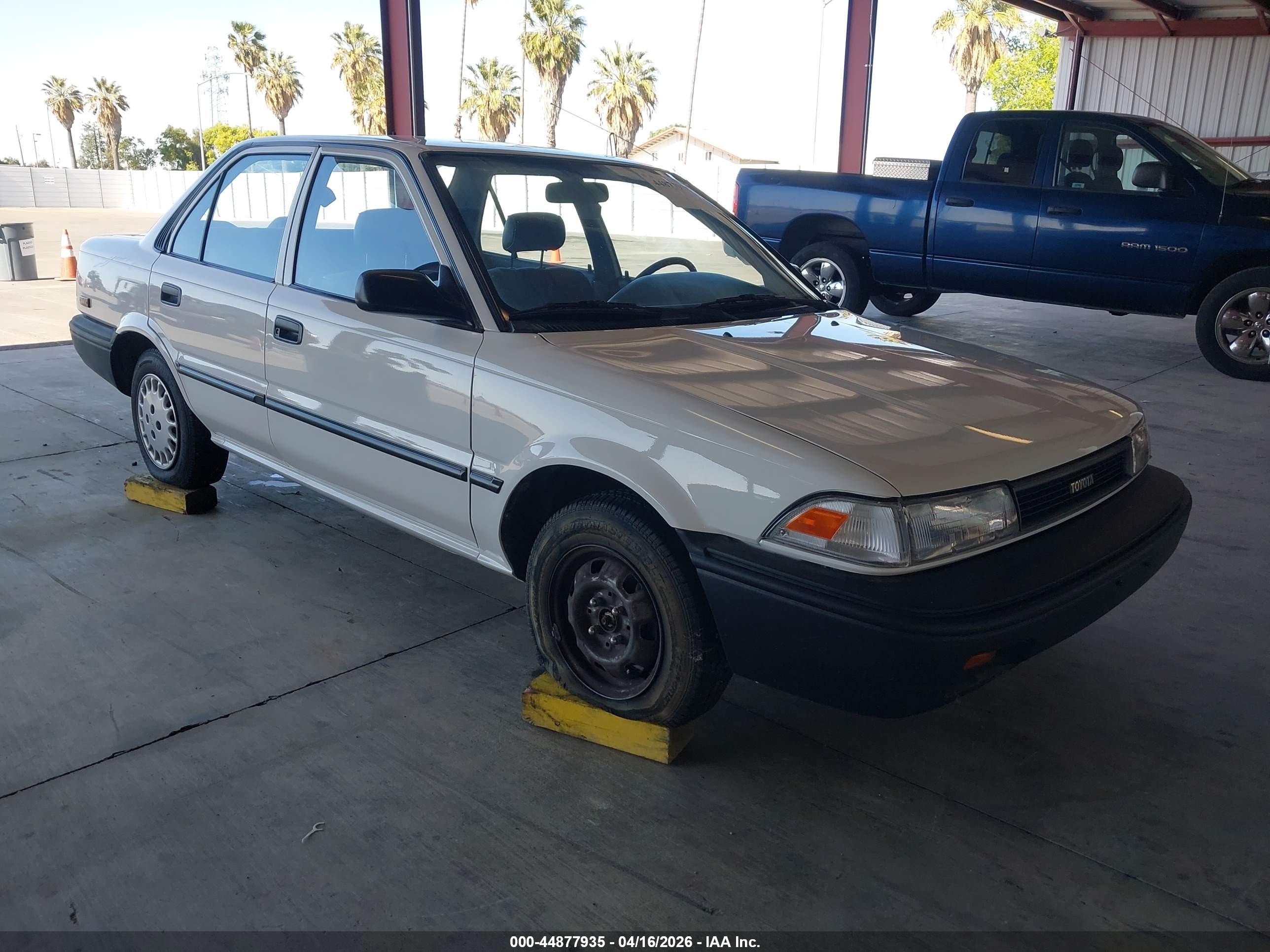 1990 Toyota Corolla, VIN JT2AE94A7L3295140 — Side