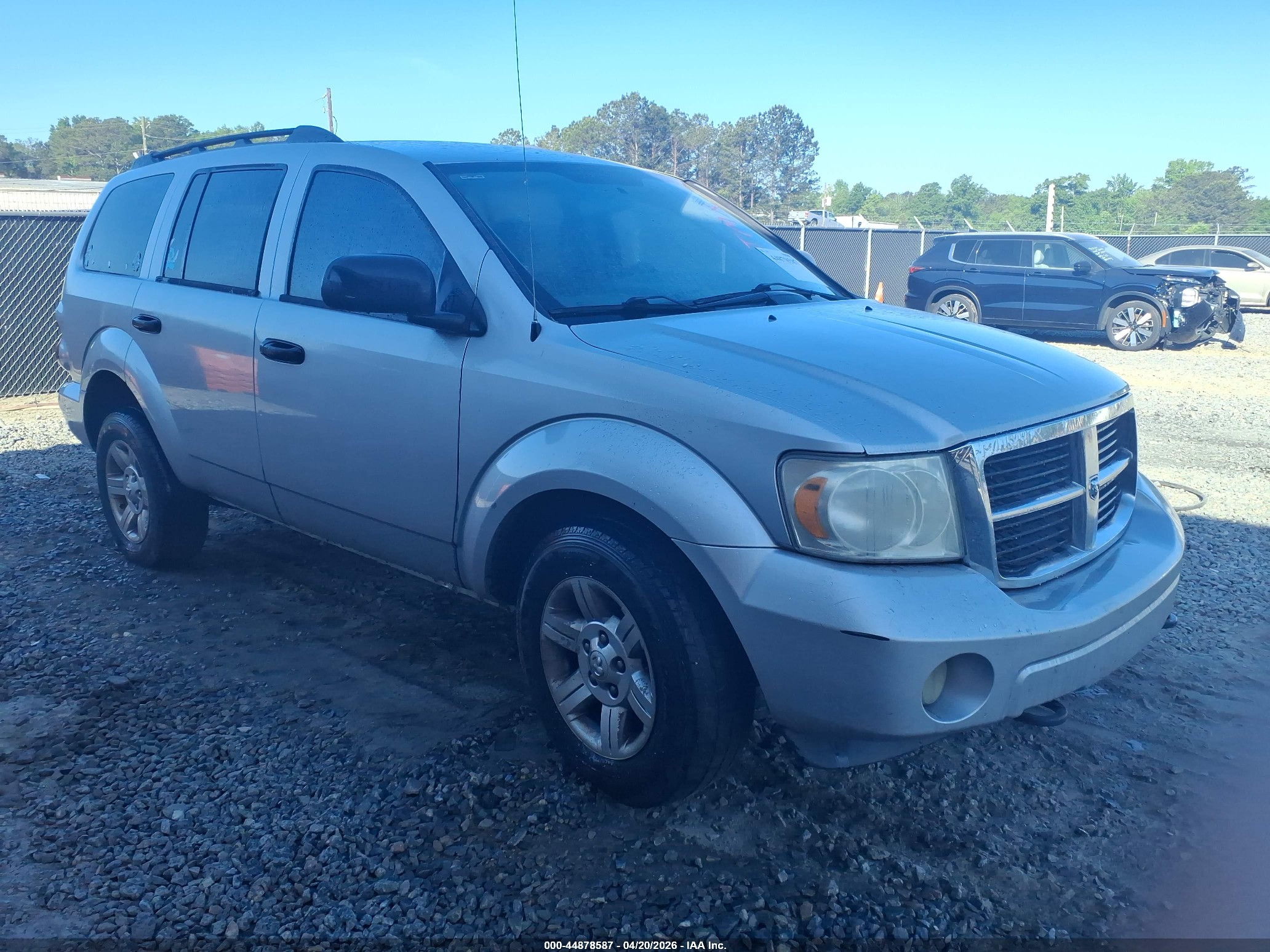 2009 Dodge Durango SE, VIN 1D8HB38P49F702673 — Side