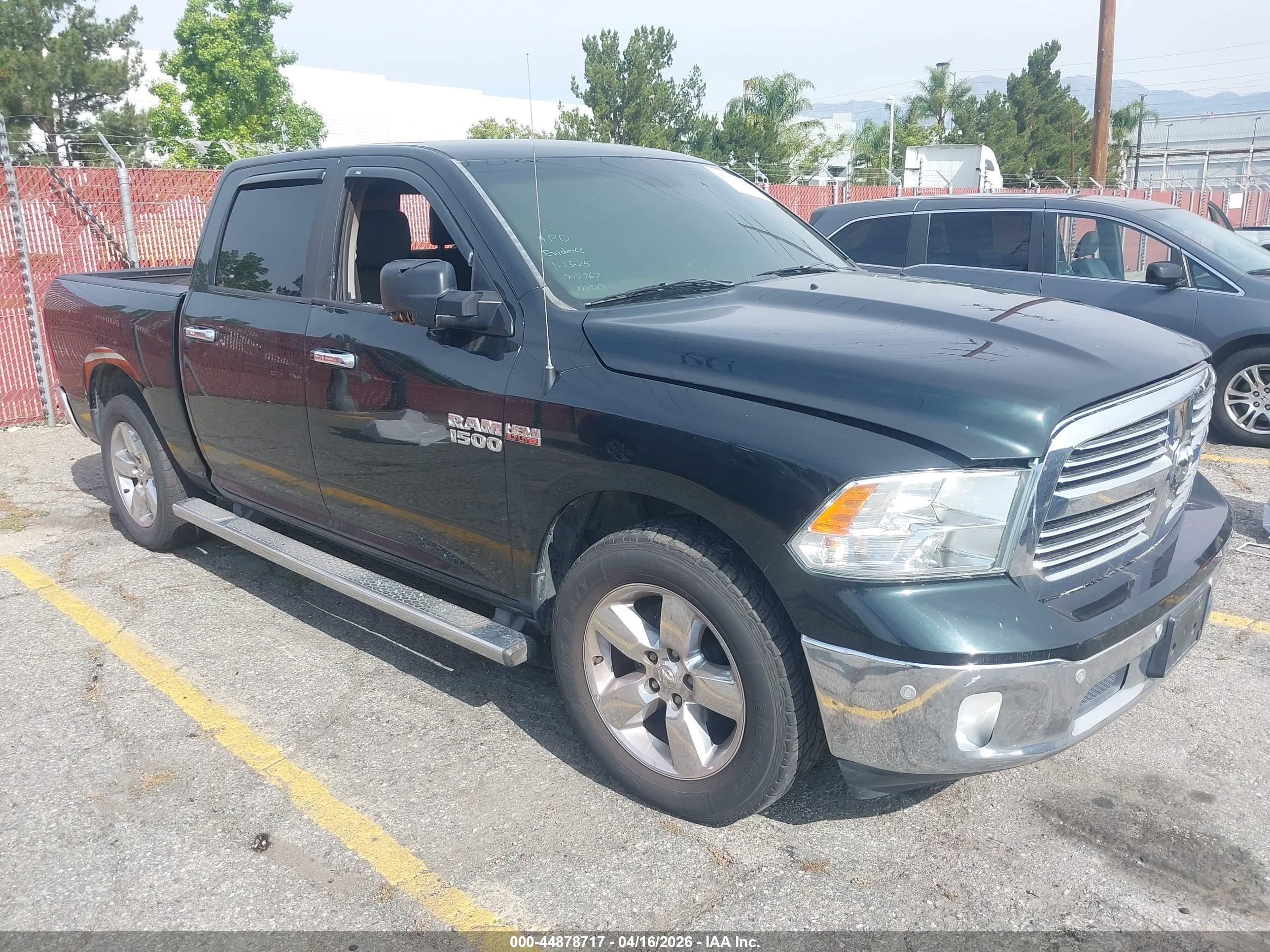 2016 Ram 1500 Big Horn, VIN 1C6RR6LT0GS136155 — Interior fire