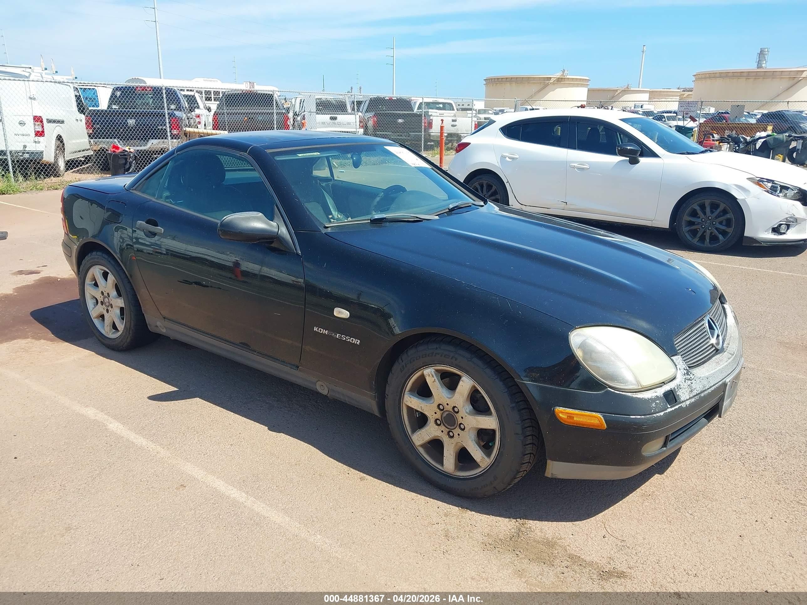 1999 Mercedes-Benz SLK 230/320, VIN WDBKK47F5XF093642 — Water / flood