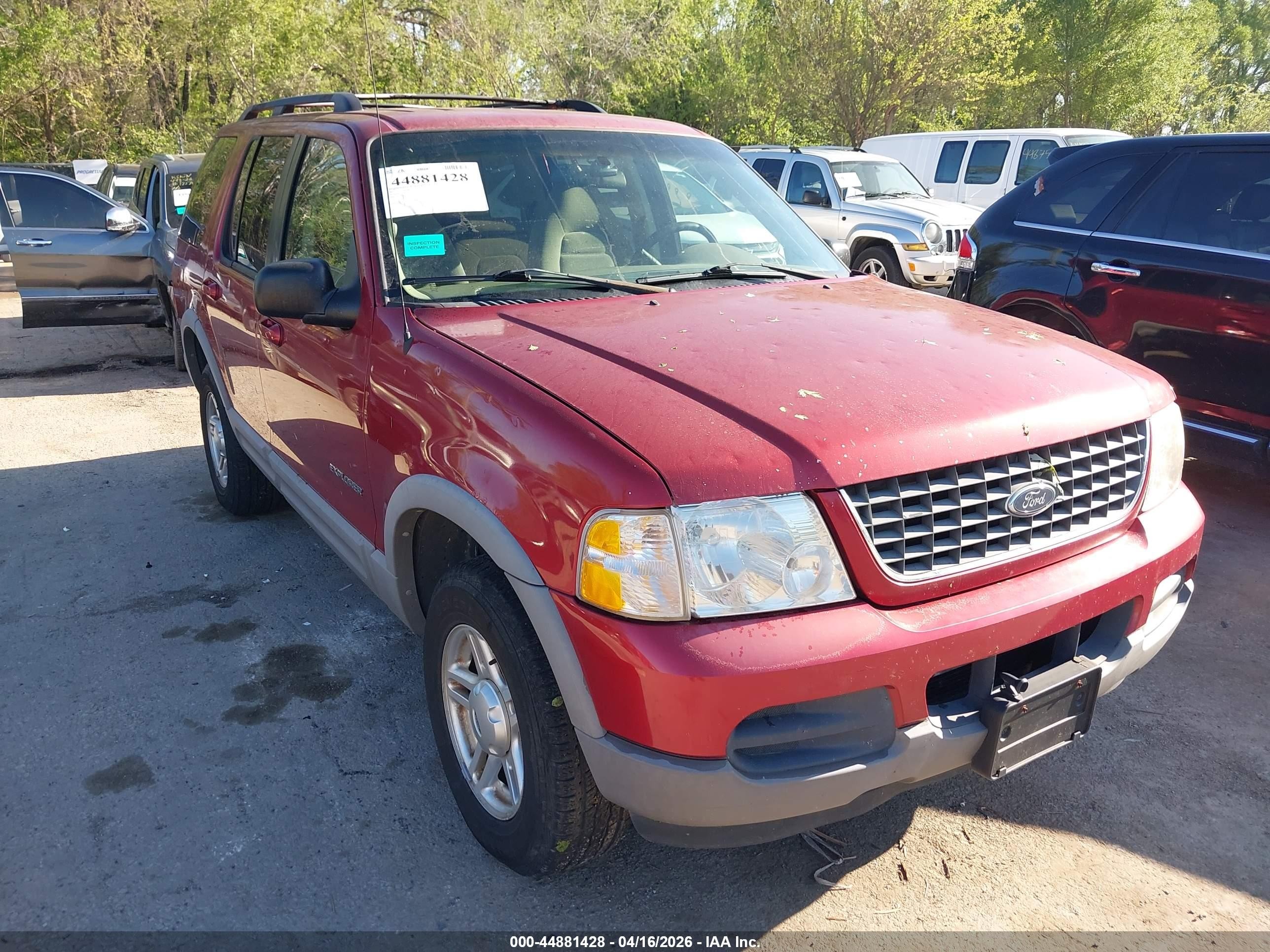 2002 Ford Explorer XLT, VIN 1FMZU73E92ZA18017 — Side