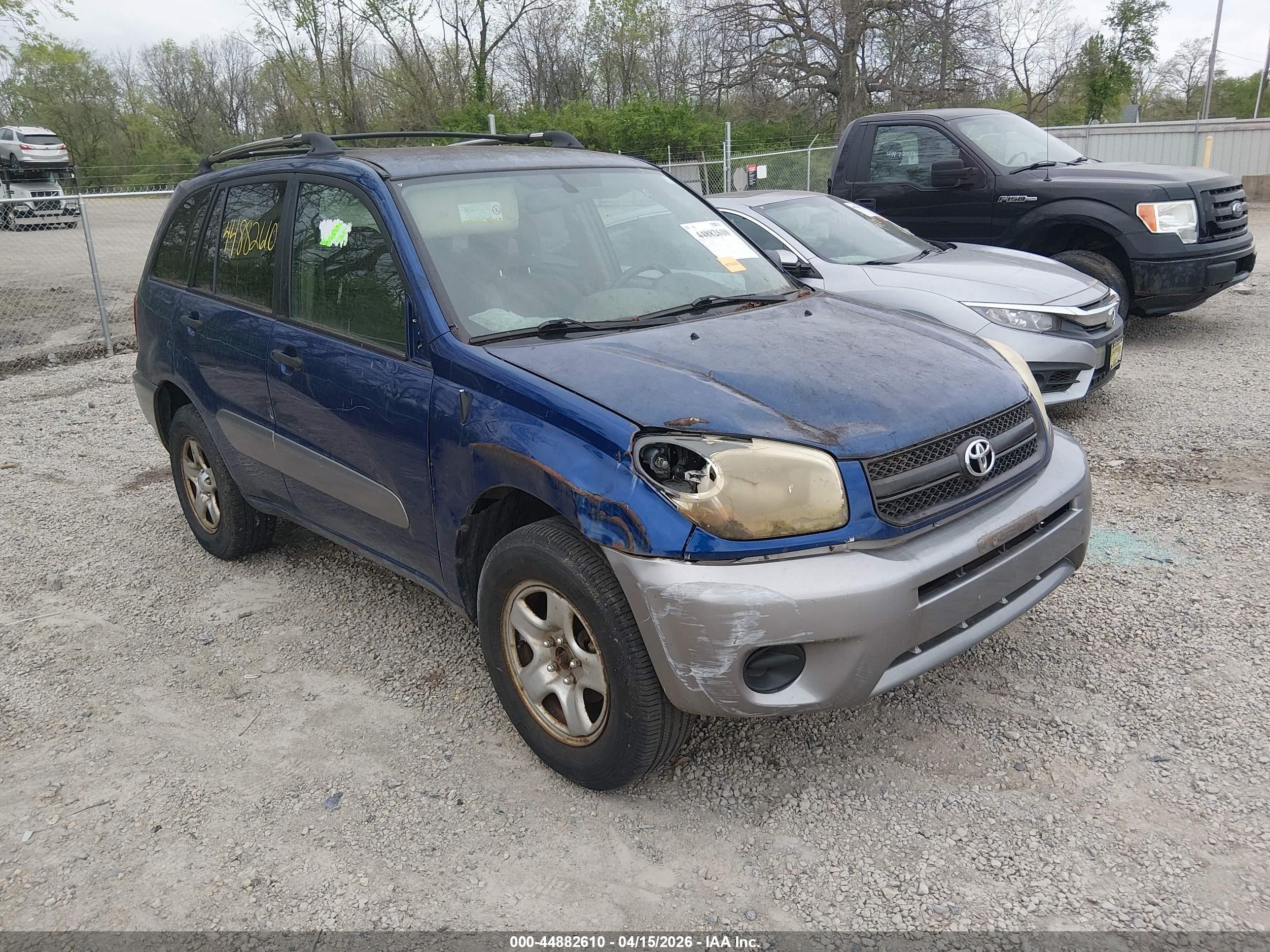 2005 Toyota RAV4, VIN JTEGD20V250071925 — Side