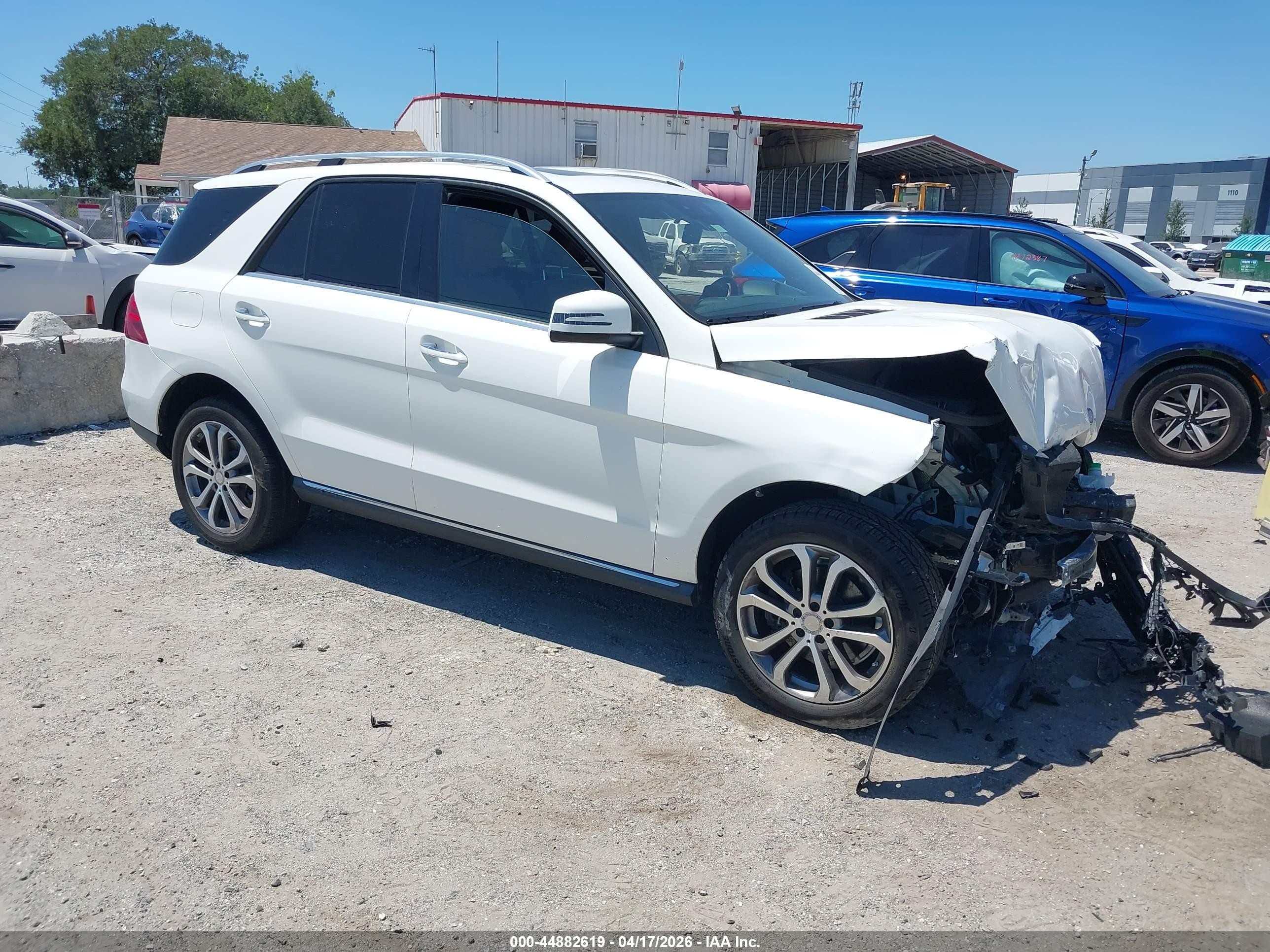 2017 Mercedes-Benz GLE 350, VIN 4JGDA5JB6HA899296 — Front end