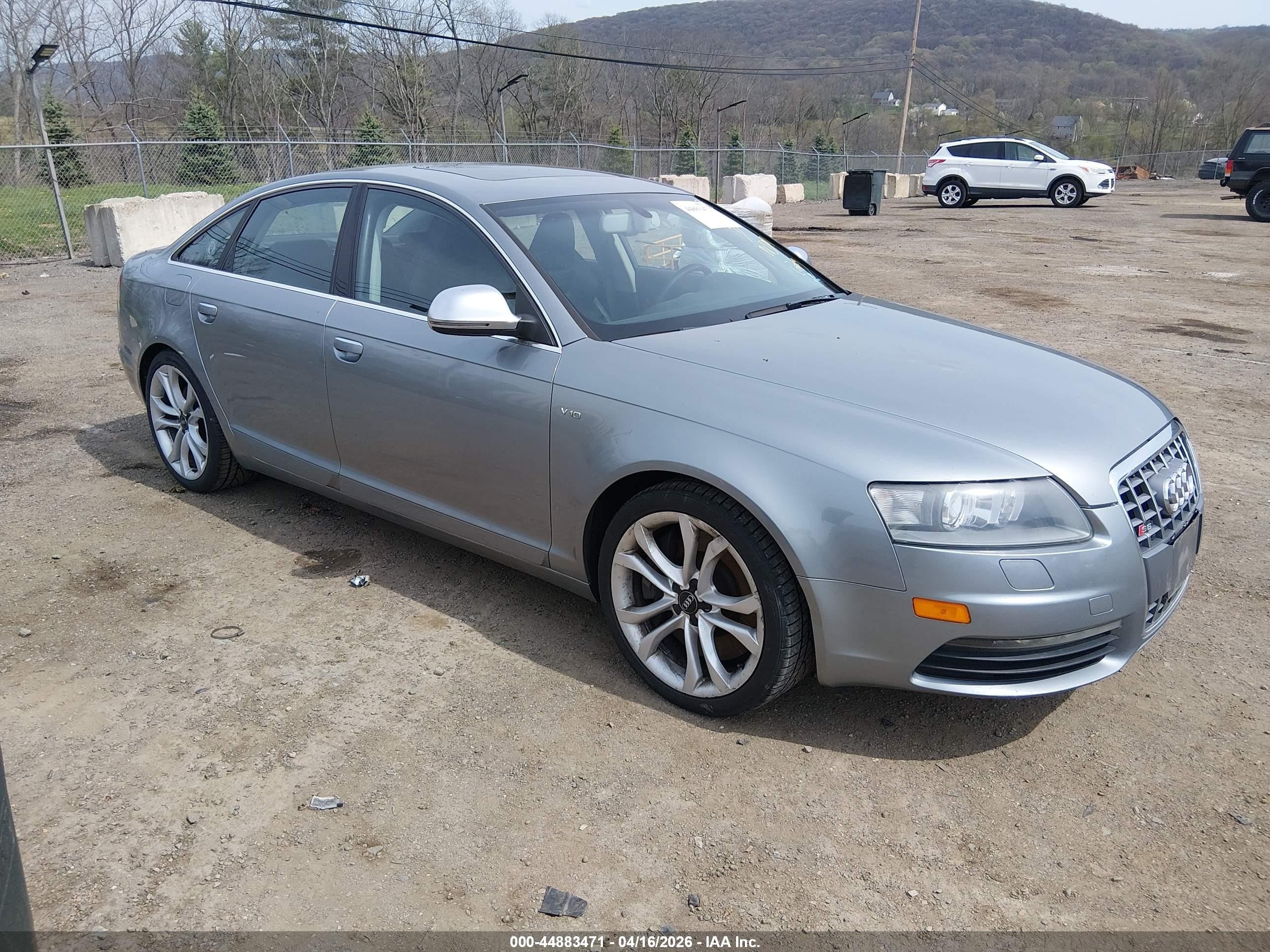 2010 Audi S6 Prestige, VIN WAUBNAFB7AN075353 — Не указано