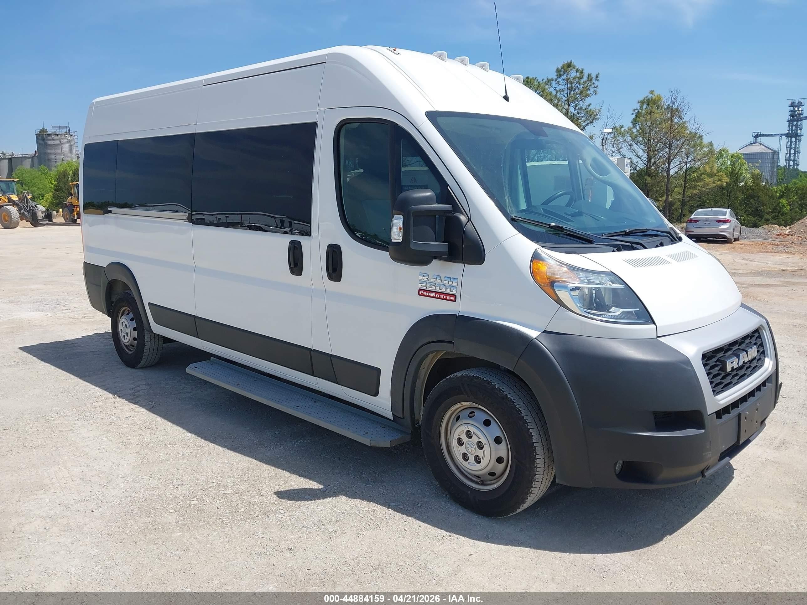 2021 Ram ProMaster Window Van, VIN 3C6LRVPG7ME513818 — Normal wear