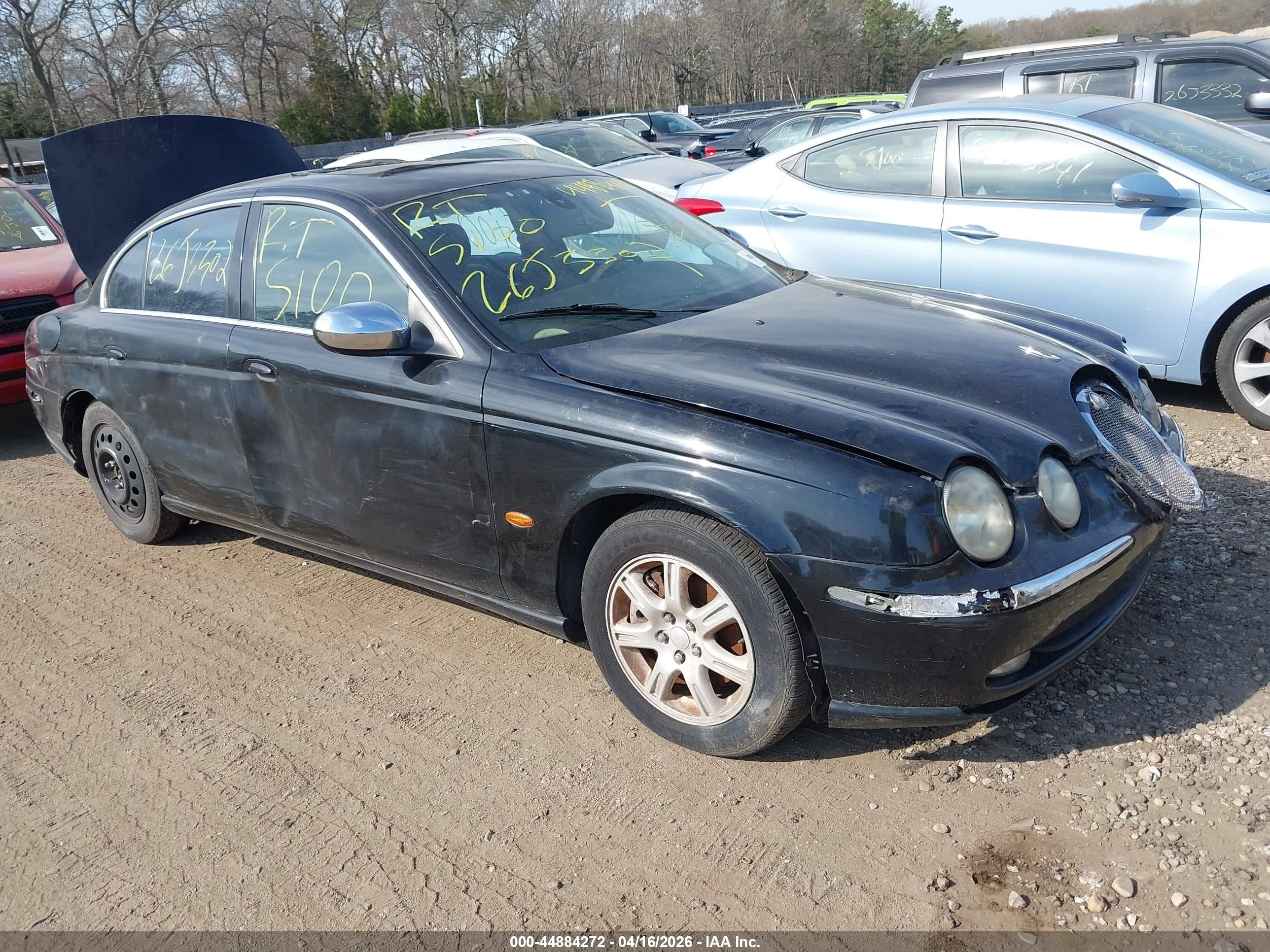 2003 Jaguar S-Type, VIN SAJEA01T73FM92430 — Rear end
