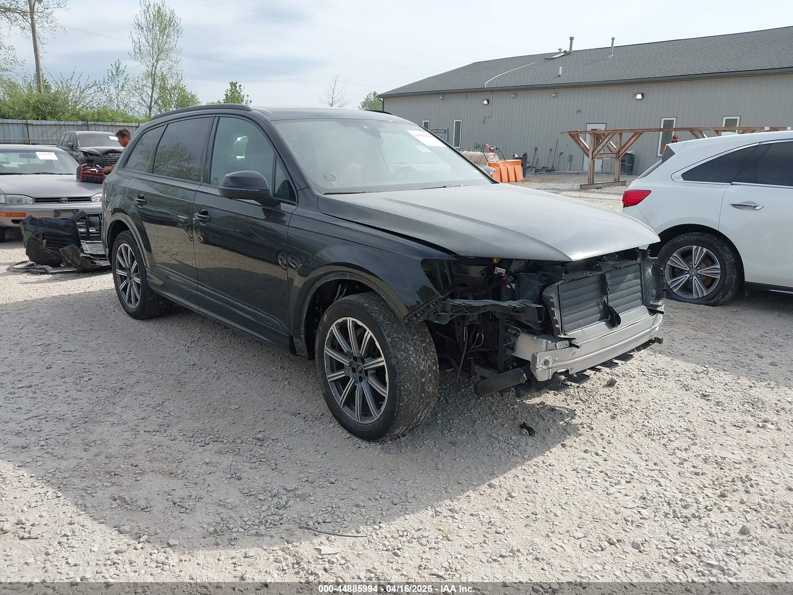 2023 Audi Q7 Premium Plus, VIN WA1LCBF73PD026870 — Перед