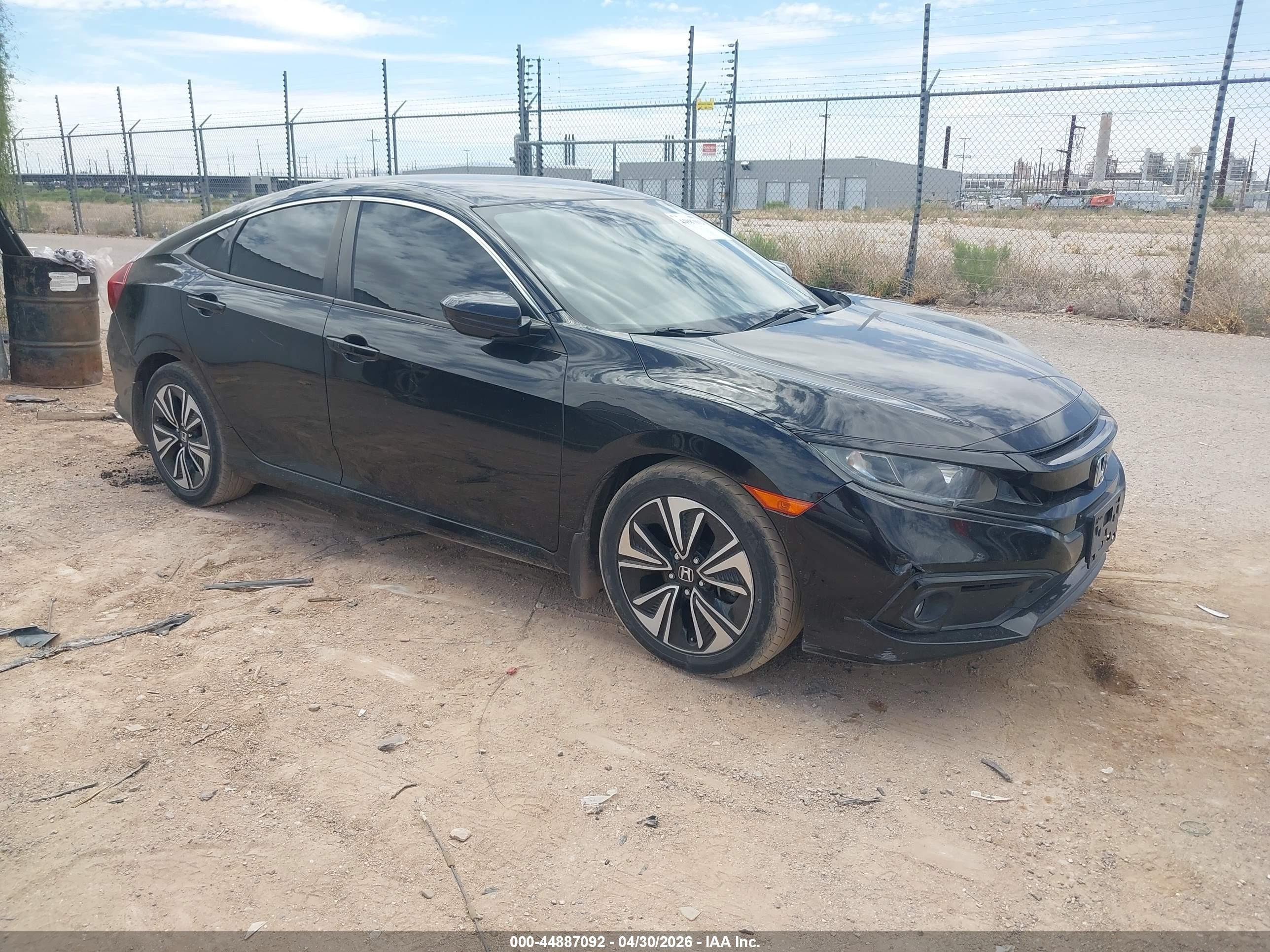 2020 Honda Civic Sport, VIN 19XFC2F84LE205195 — Фото с аукциона