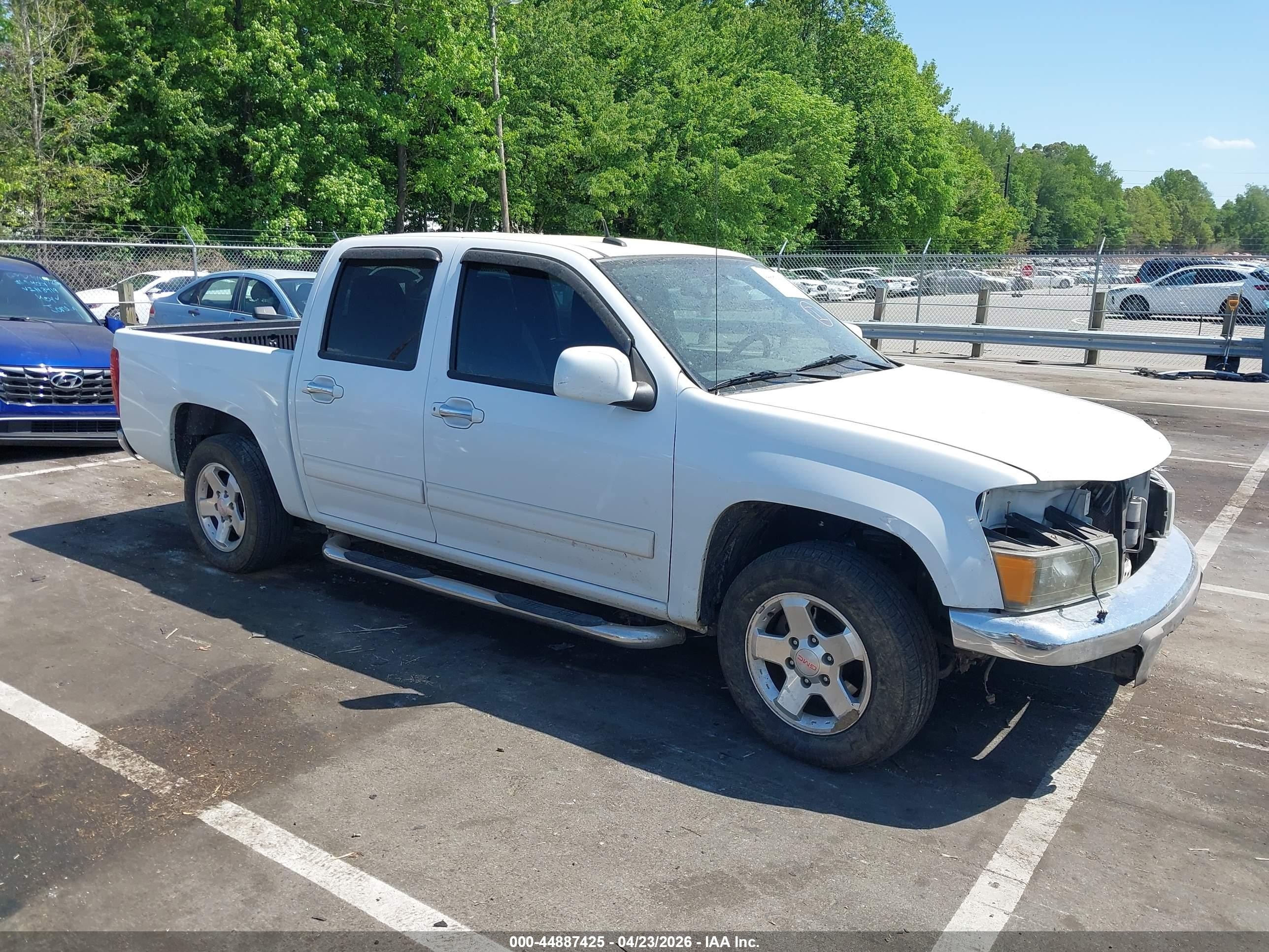 2011 GMC Canyon SLE1, VIN 1GTD5MF90B8106551 — Front end
