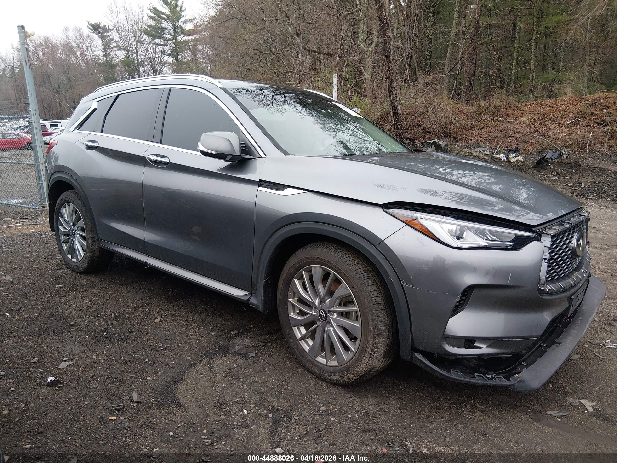 2024 Infiniti QX50 Luxe, VIN 3PCAJ5BB1RF104542 — Front end