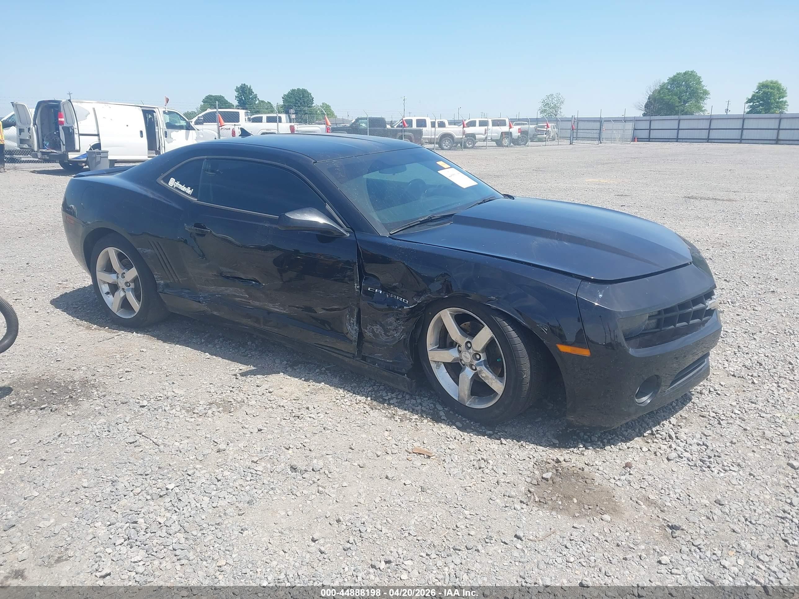 2013 Chevrolet Camaro LT, VIN 2G1FB1E38D9182659 — Side