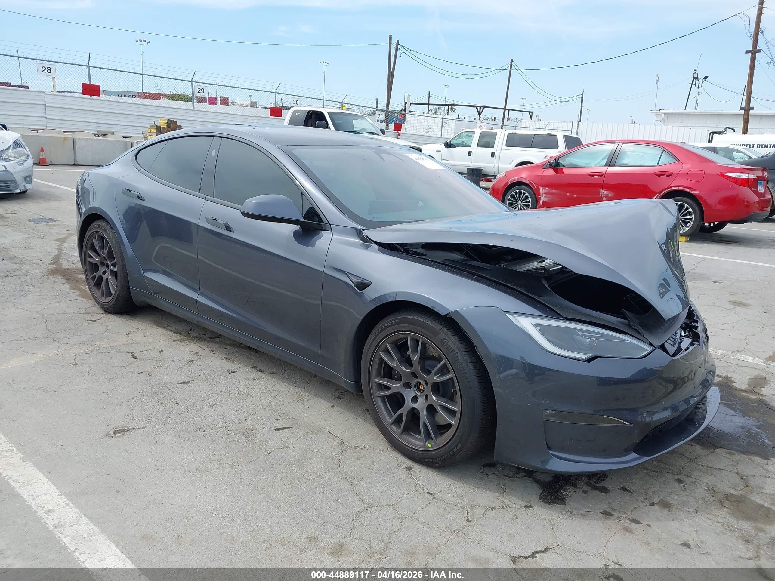 2023 Tesla Model S, VIN 5YJSA1E5XPF500517 — Front end