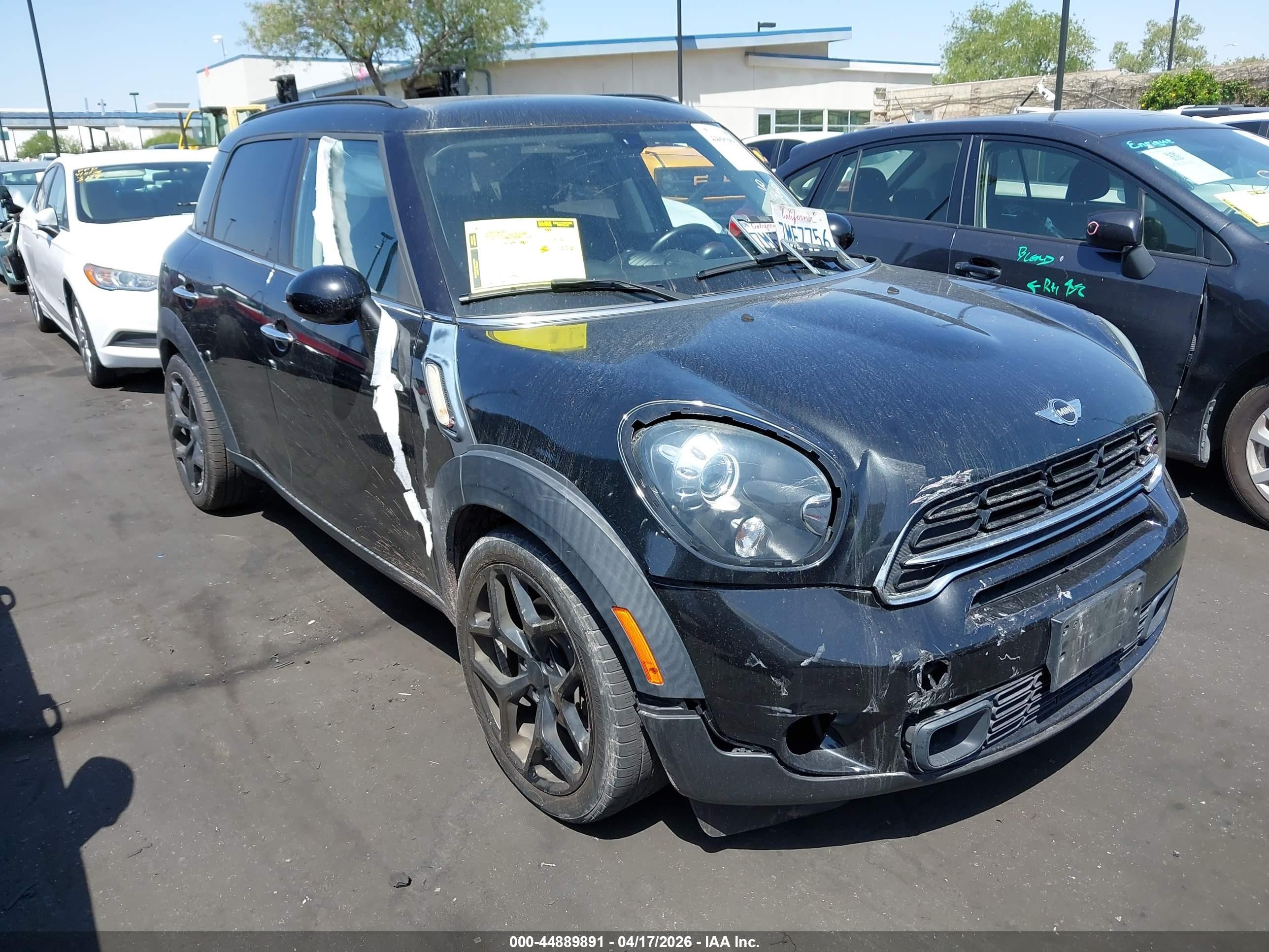 2015 MINI Countryman S, VIN WMWZC3C51FWT04450 — Front end