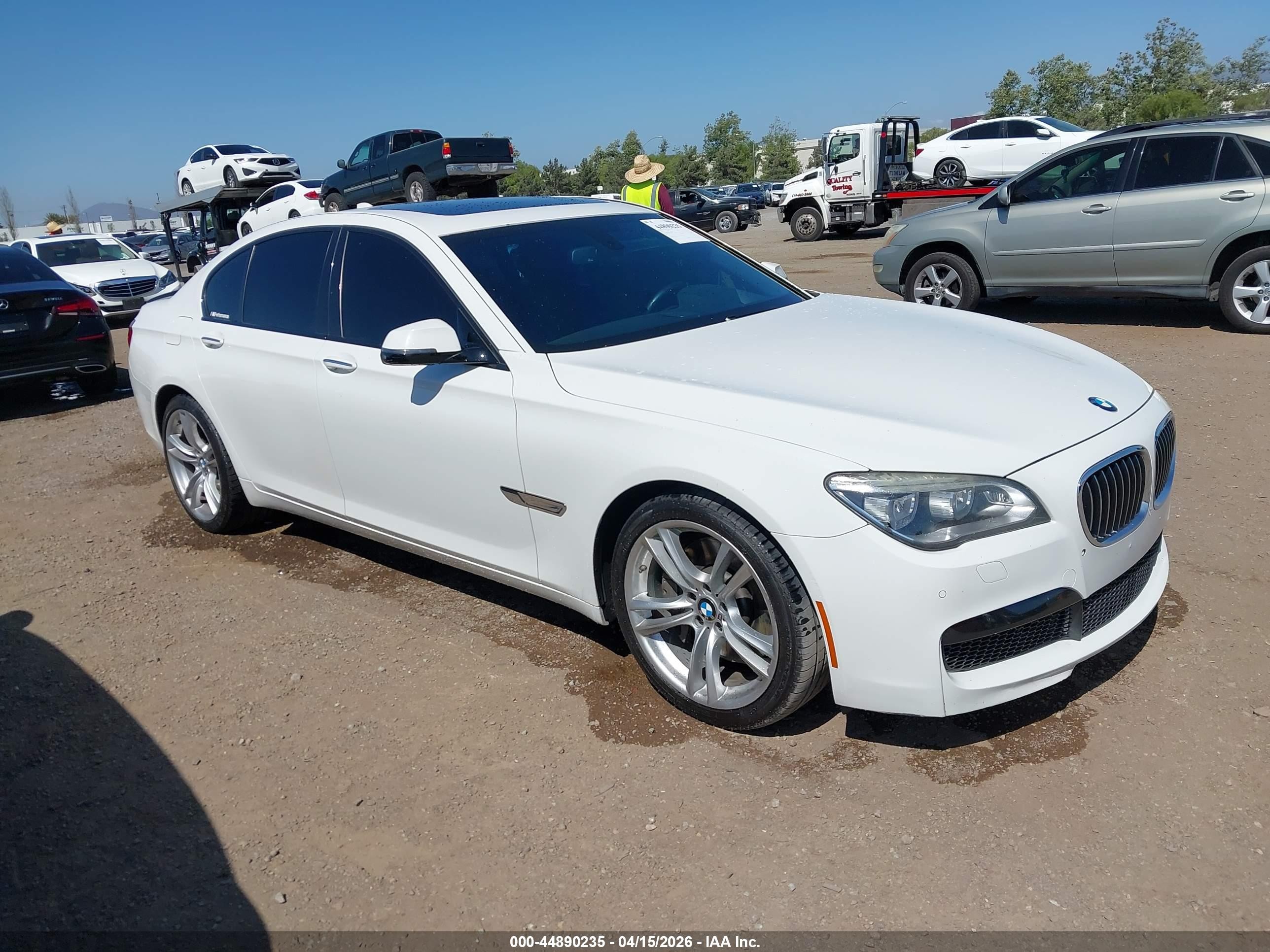 2013 BMW 7 Series 750i, VIN WBAYA8C53DC996482 — Normal wear