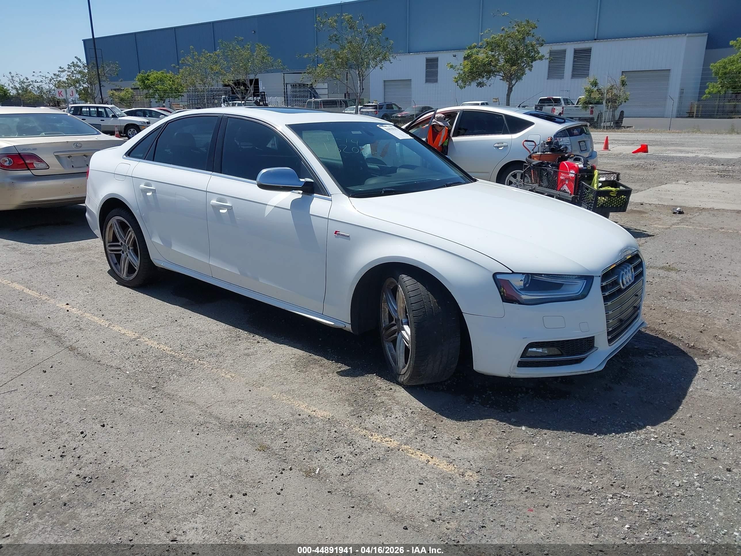 2013 Audi S4 Premium Plus, VIN WAUBGAFL1DA139482 — После угона