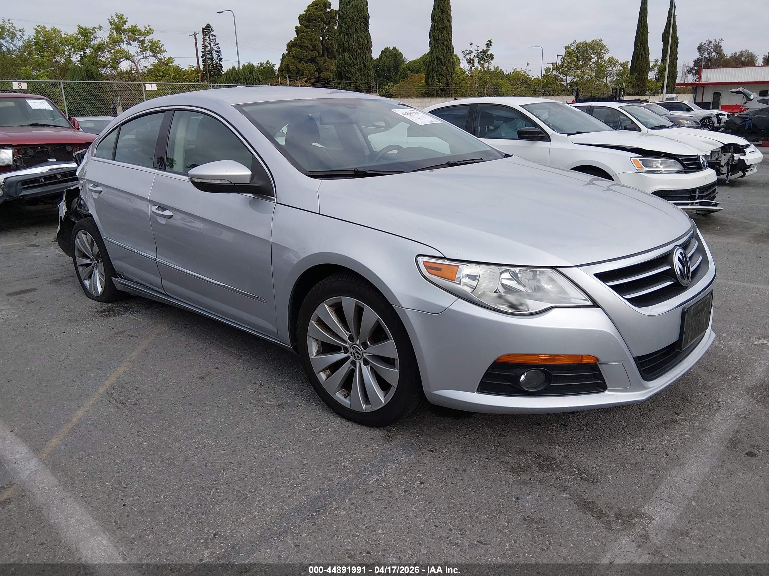 2009 Volkswagen CC Sport, VIN WVWML73C49E544489 — Rear end