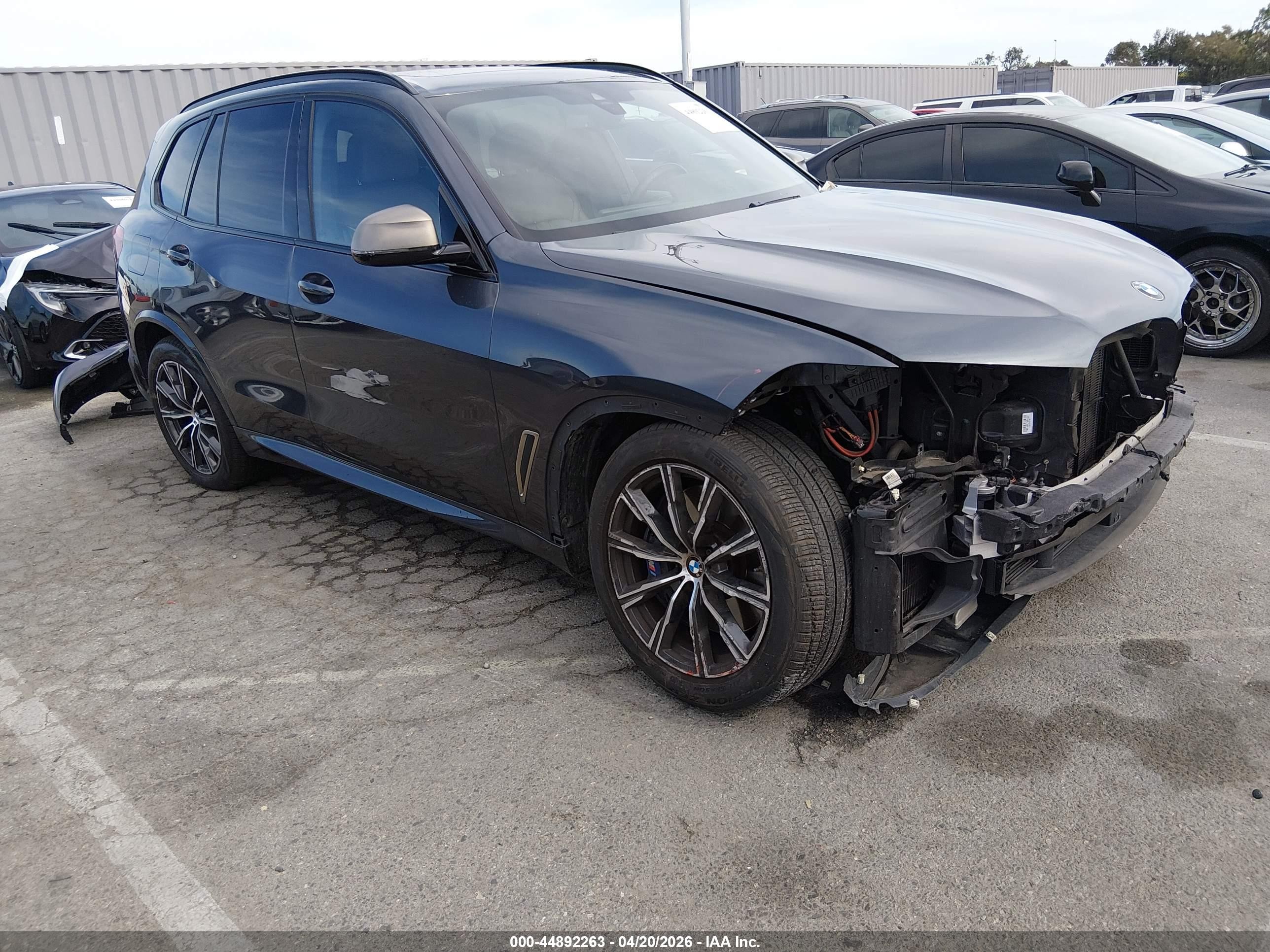 2020 BMW X5 M50i, VIN 5UXJU4C03L9C06491 — Front end