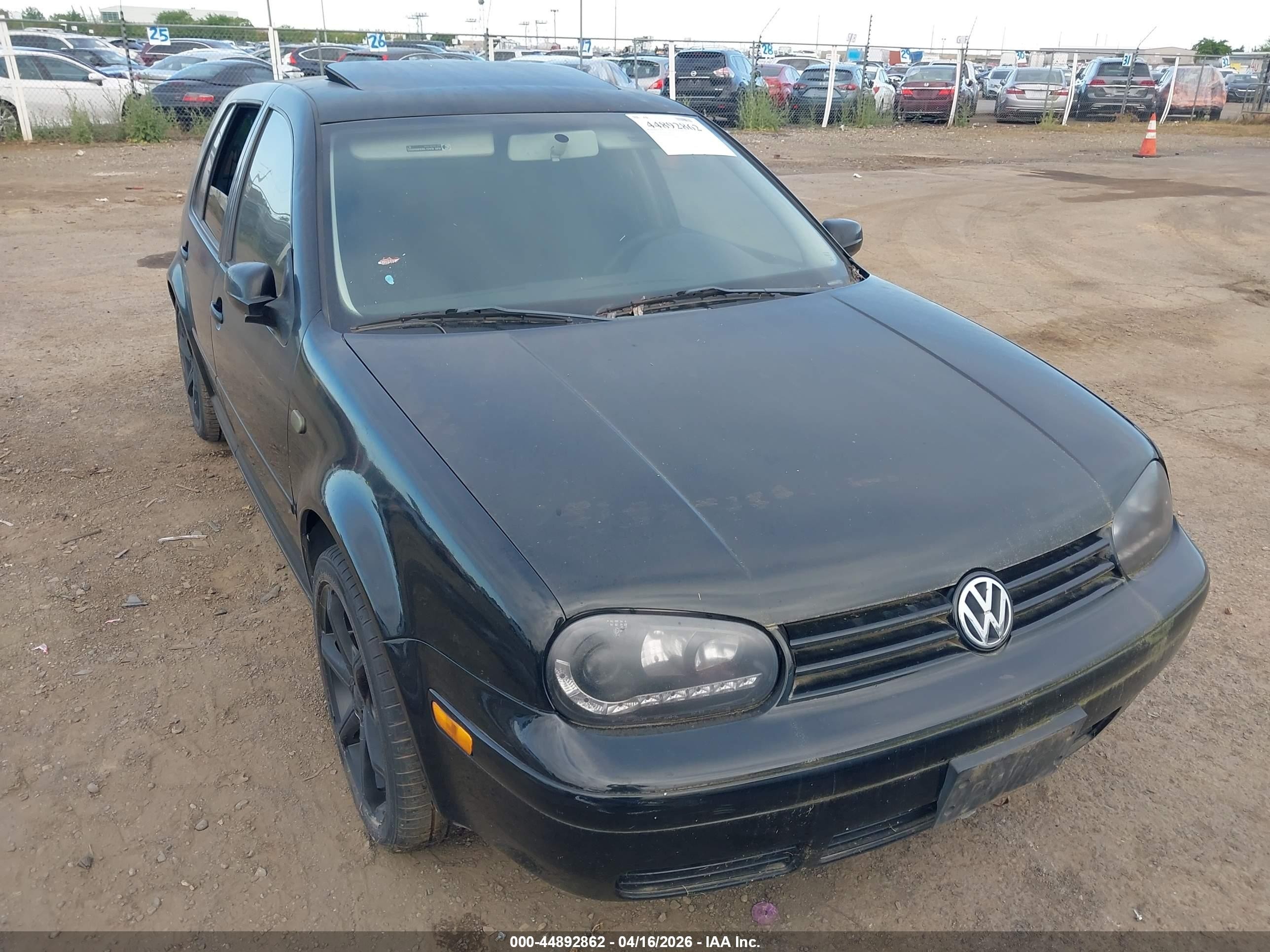 2000 Volkswagen Golf GLS, VIN 9BWGH21J8Y4039097 — Normal wear