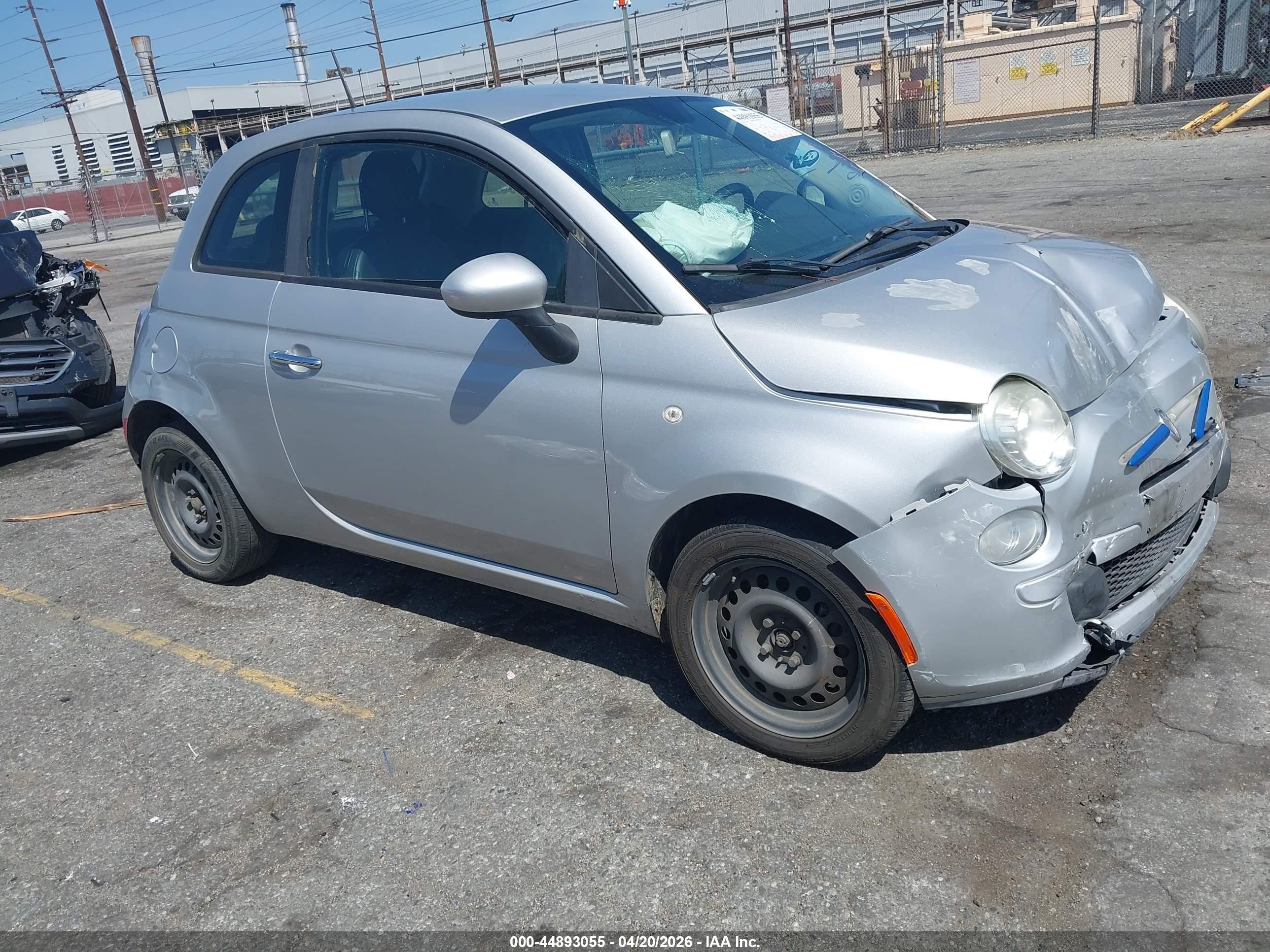 2013 FIAT 500 Pop, VIN 3C3CFFAR8DT552421 — Front end