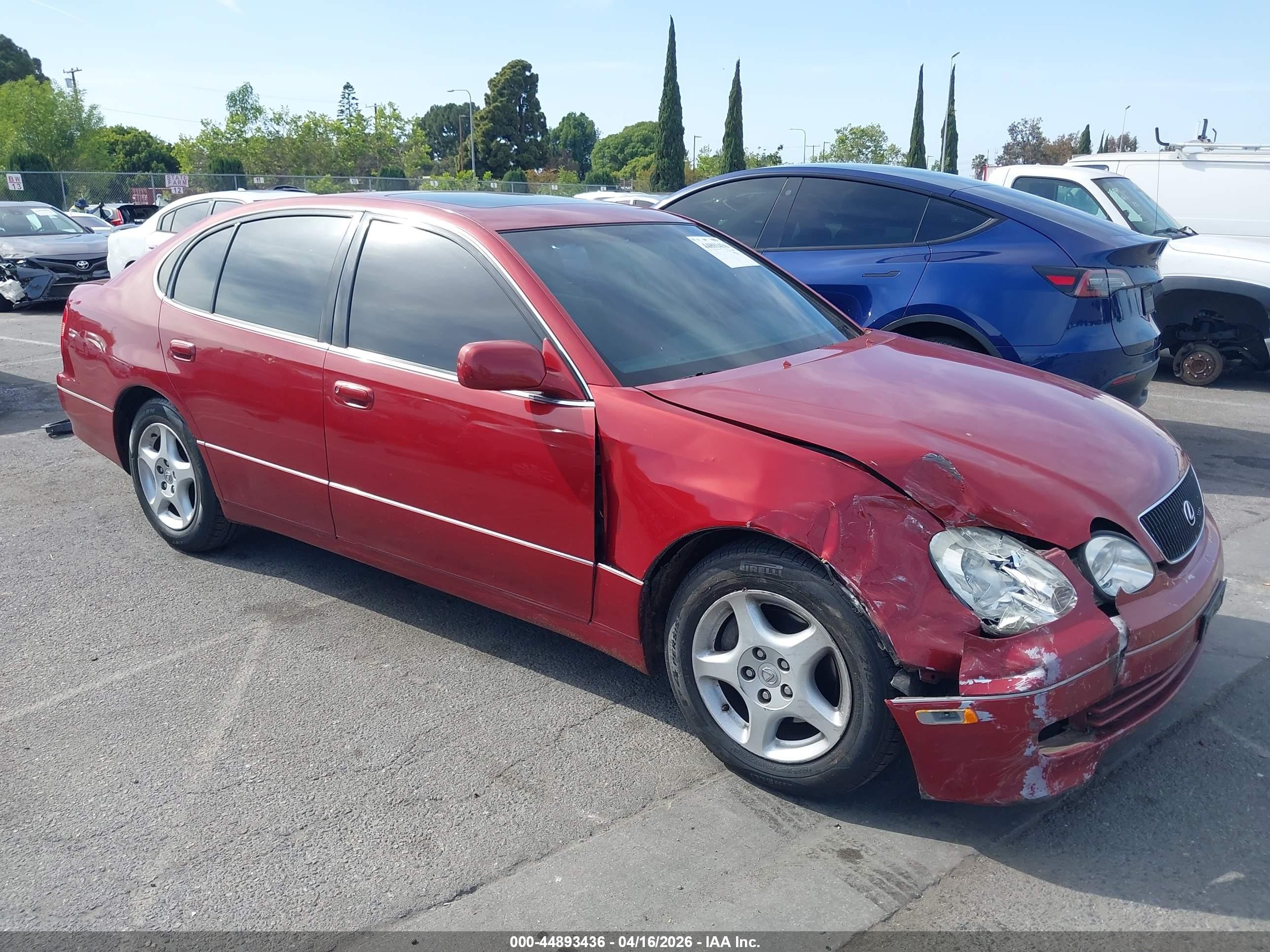 1998 Lexus GS 300, VIN JT8BD68S7W0030495 — Перед