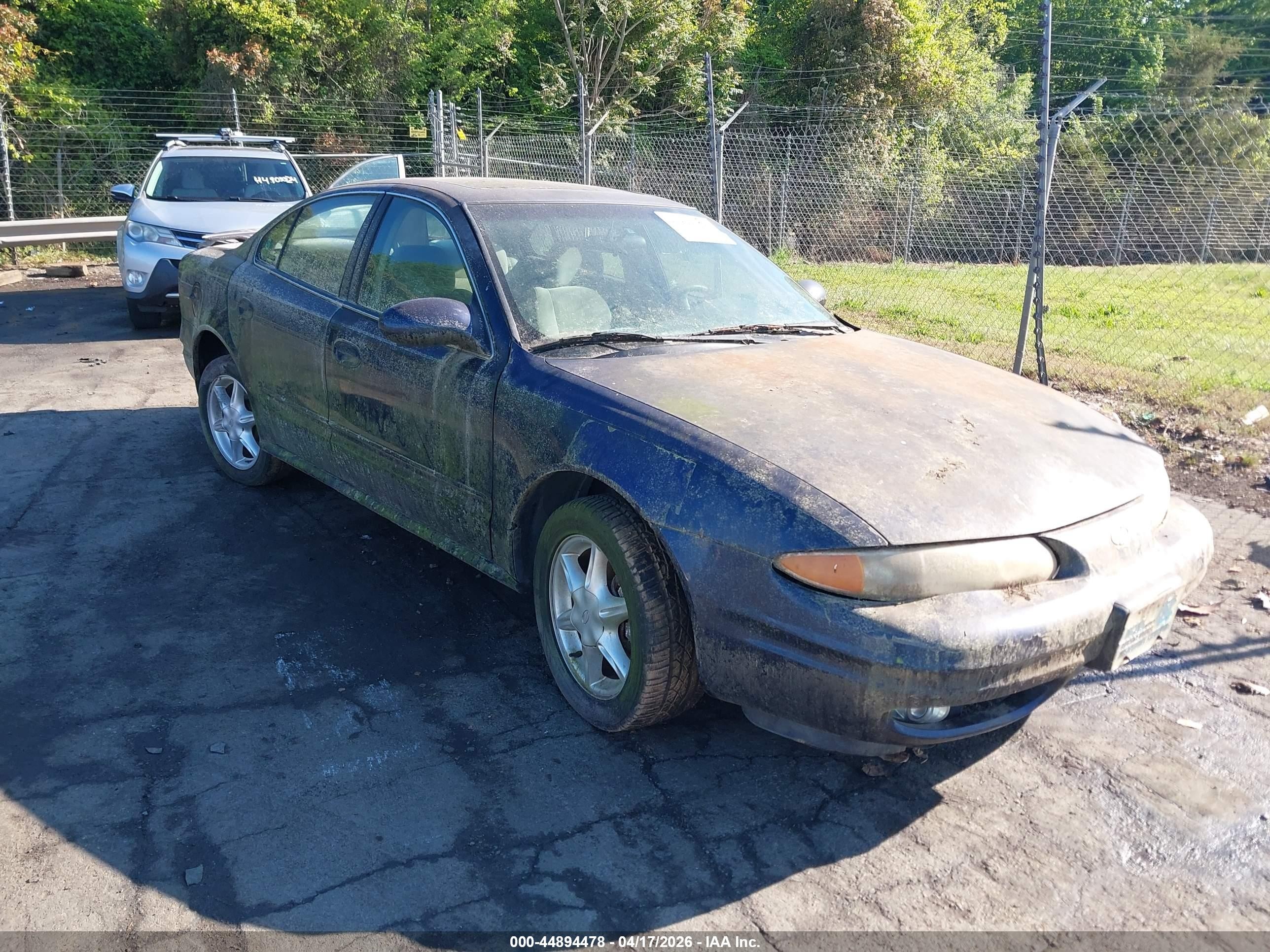 2001 Oldsmobile Alero GL2, VIN 1G3NL52E01C112817 — Normal wear