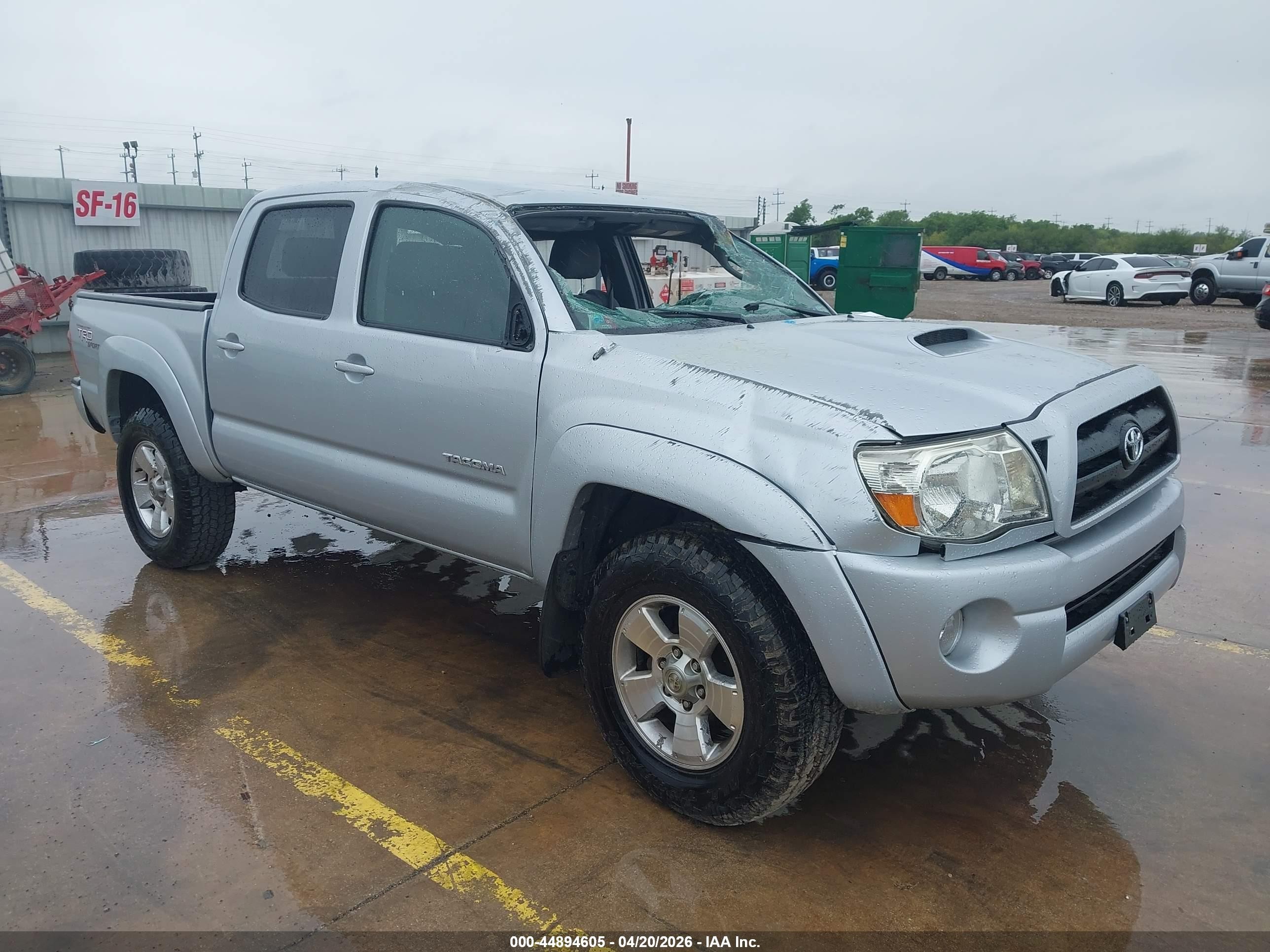 2005 Toyota Tacoma PreRunner, VIN 5TEJU62N05Z061277 — Rollover