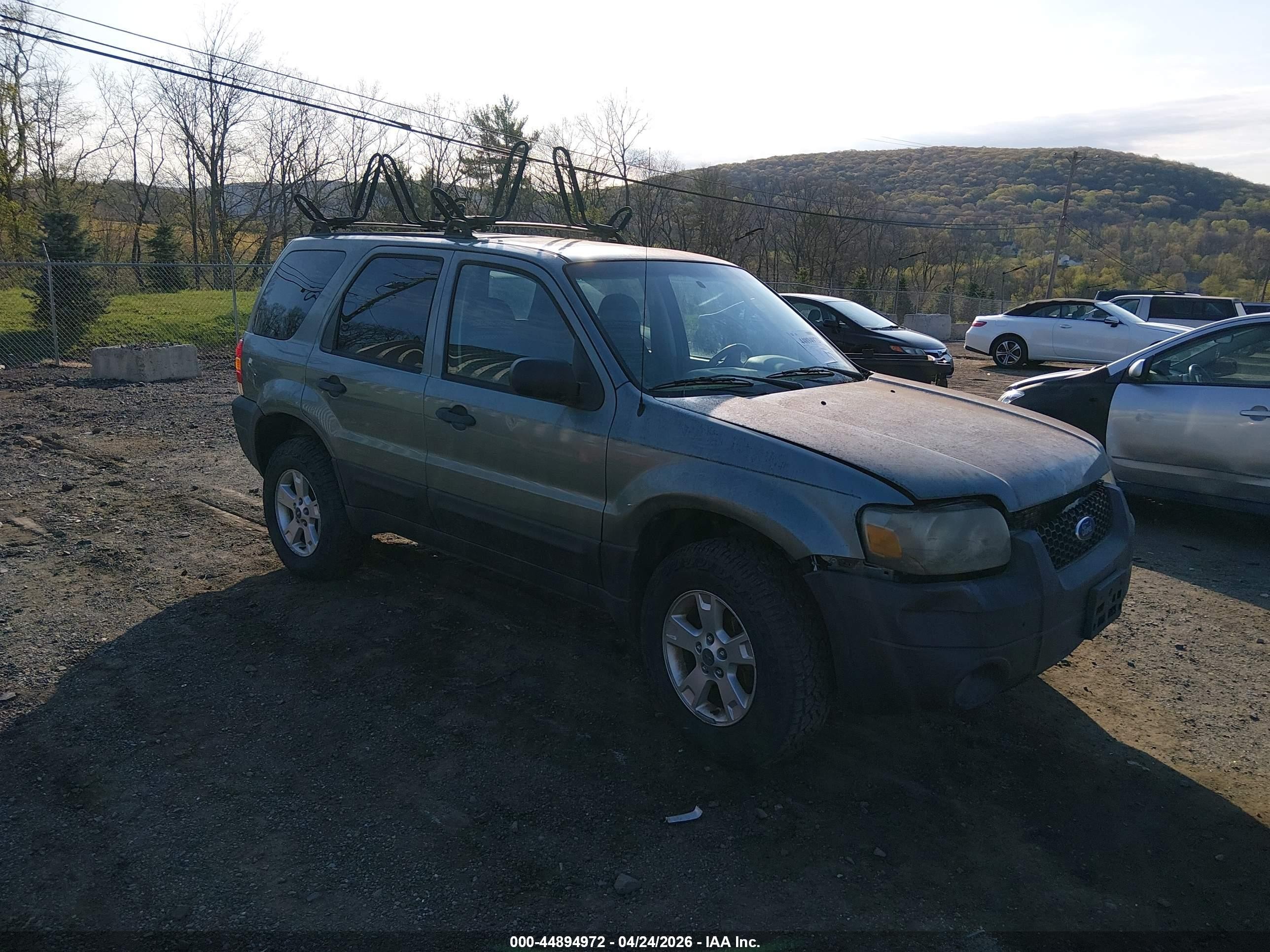 2006 Ford Escape XLT, VIN 1FMYU93176KC87006 — Normal wear