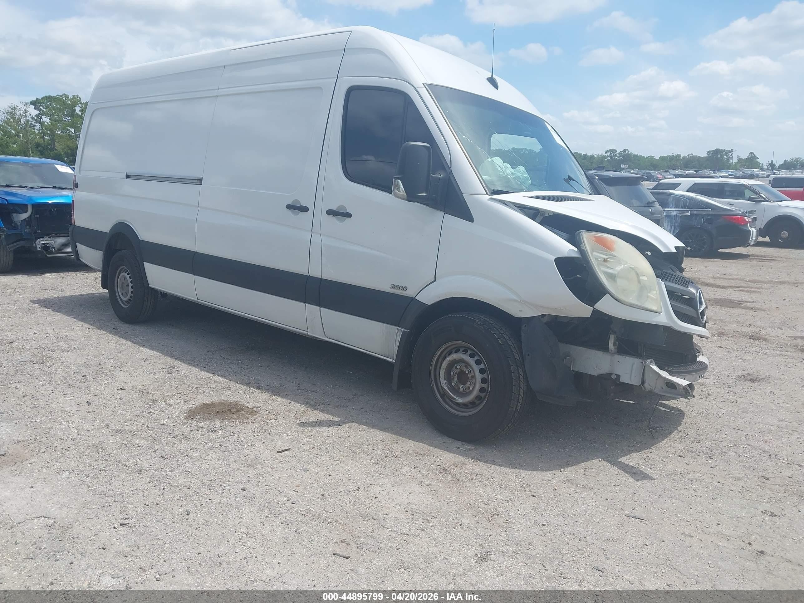 2013 Mercedes-Benz Sprinter Cargo, VIN WD3PE8CC4D5766823 — Front end