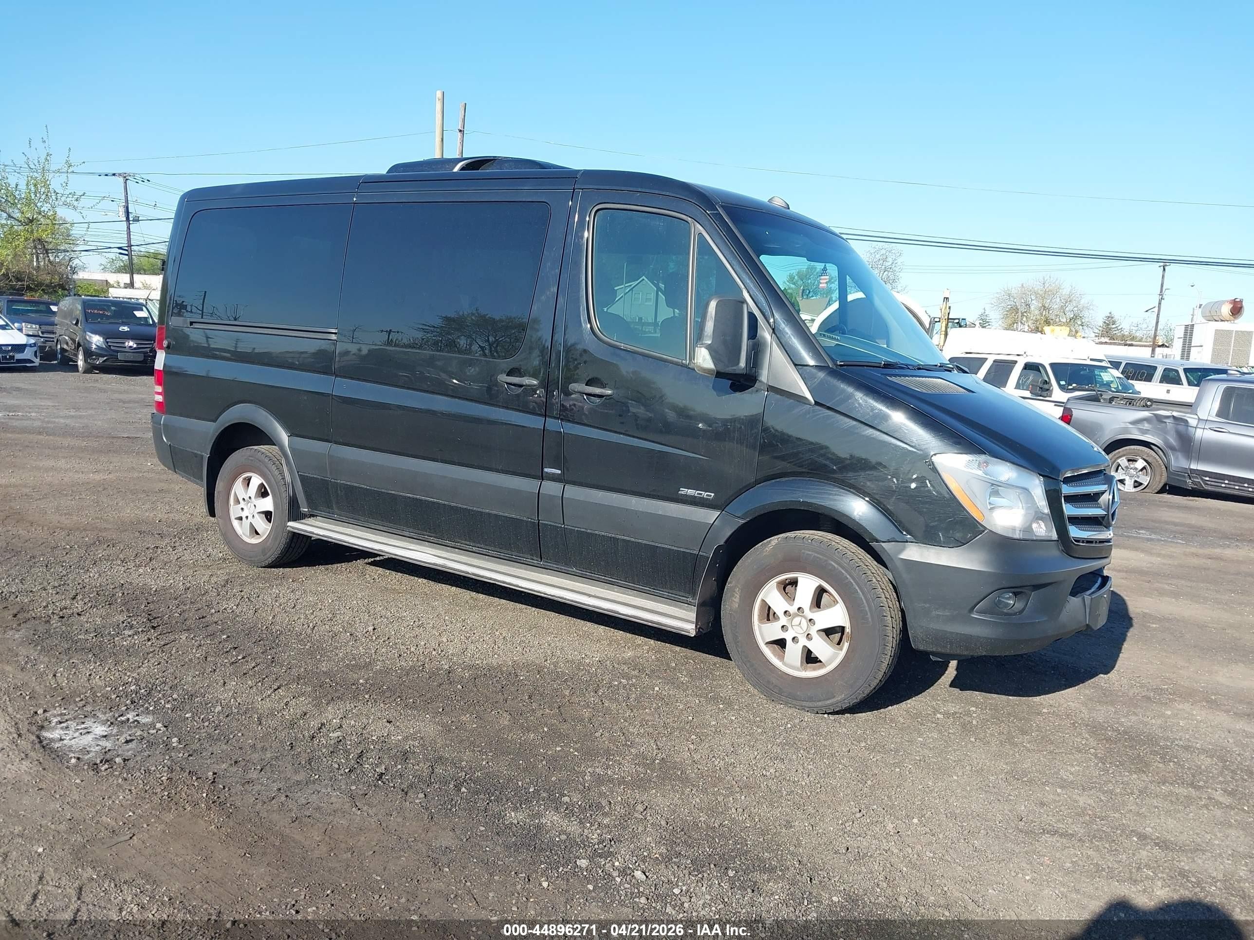 2015 Mercedes-Benz Sprinter Passenger, VIN WDZPE7CC0FP169529 — Normal wear