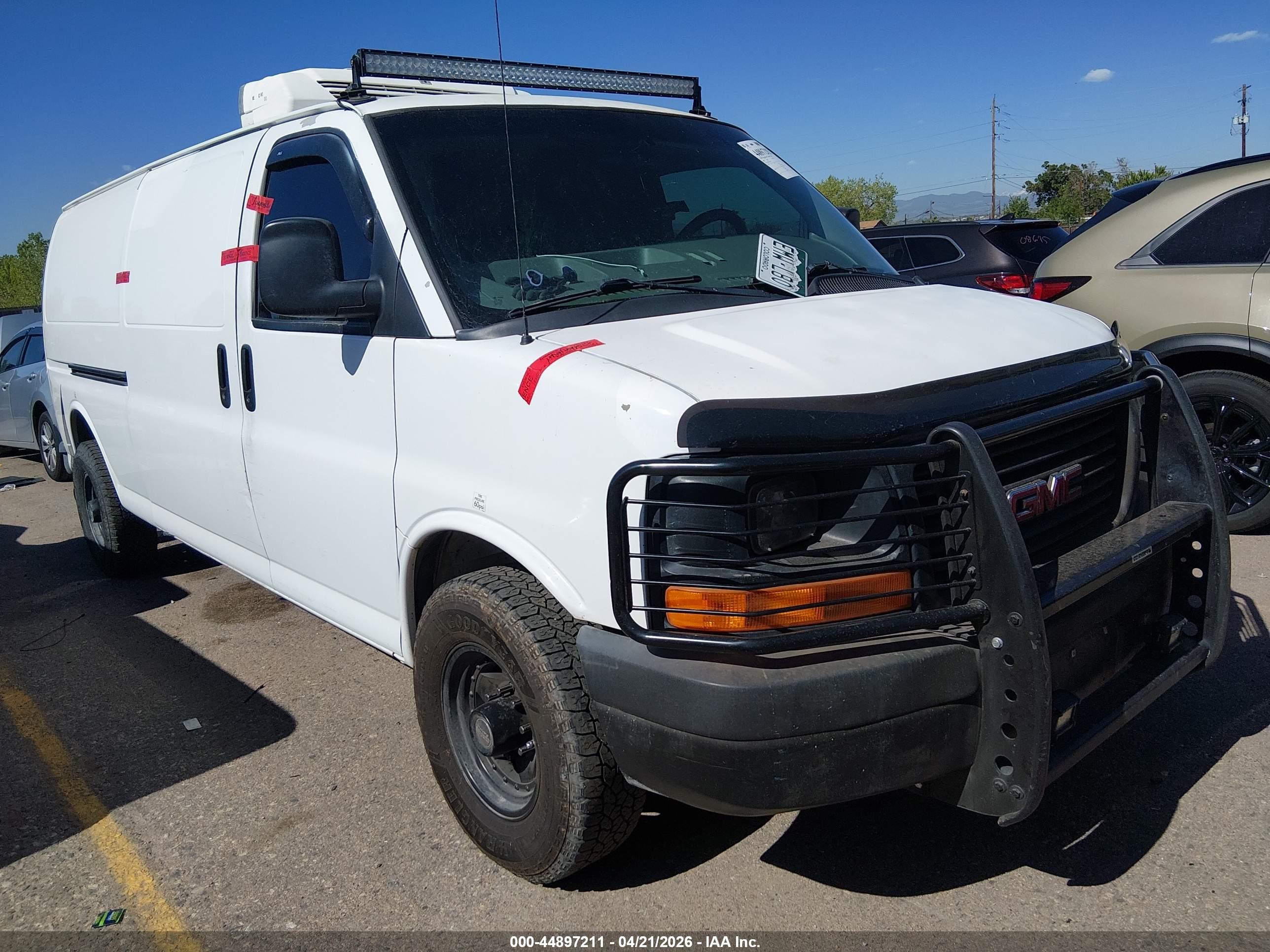 2008 GMC Savana, VIN 1GTHG39C381234622 — All over