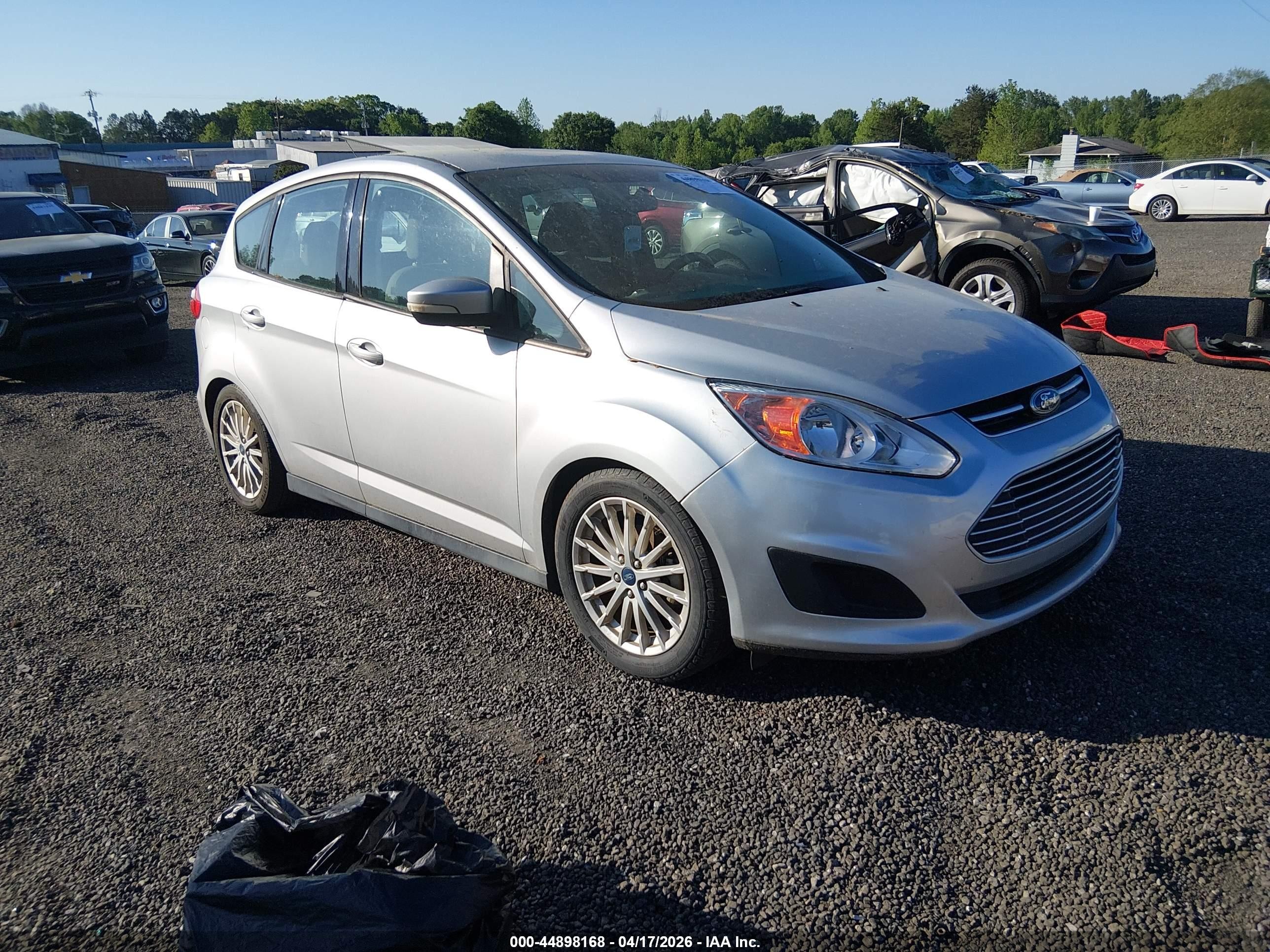 2013 Ford C-Max SE, VIN 1FADP5AU7DL524820 — Rear end
