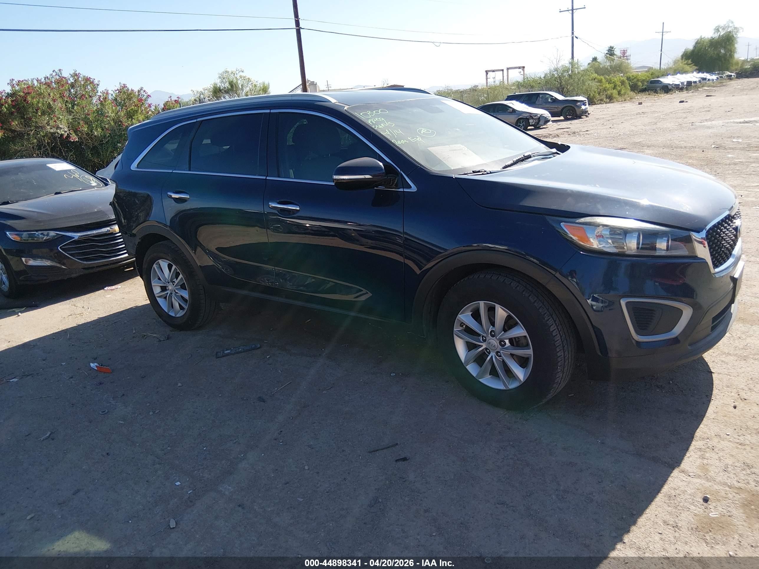 2017 Kia Sorento LX, VIN 5XYPG4A38HG314222 — Rear end