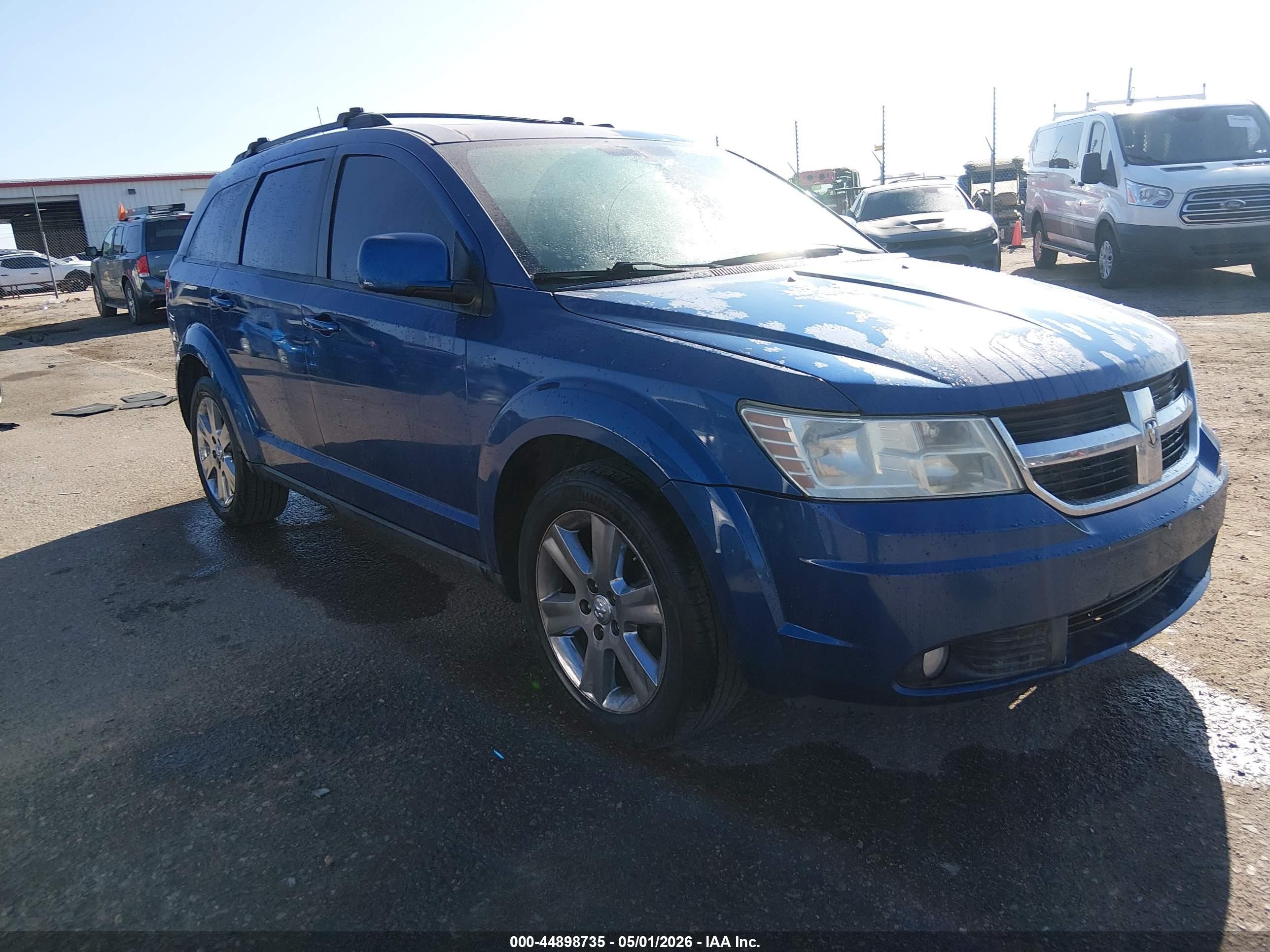 2010 Dodge Journey SXT, VIN 3D4PH5FV7AT257865 — Front end